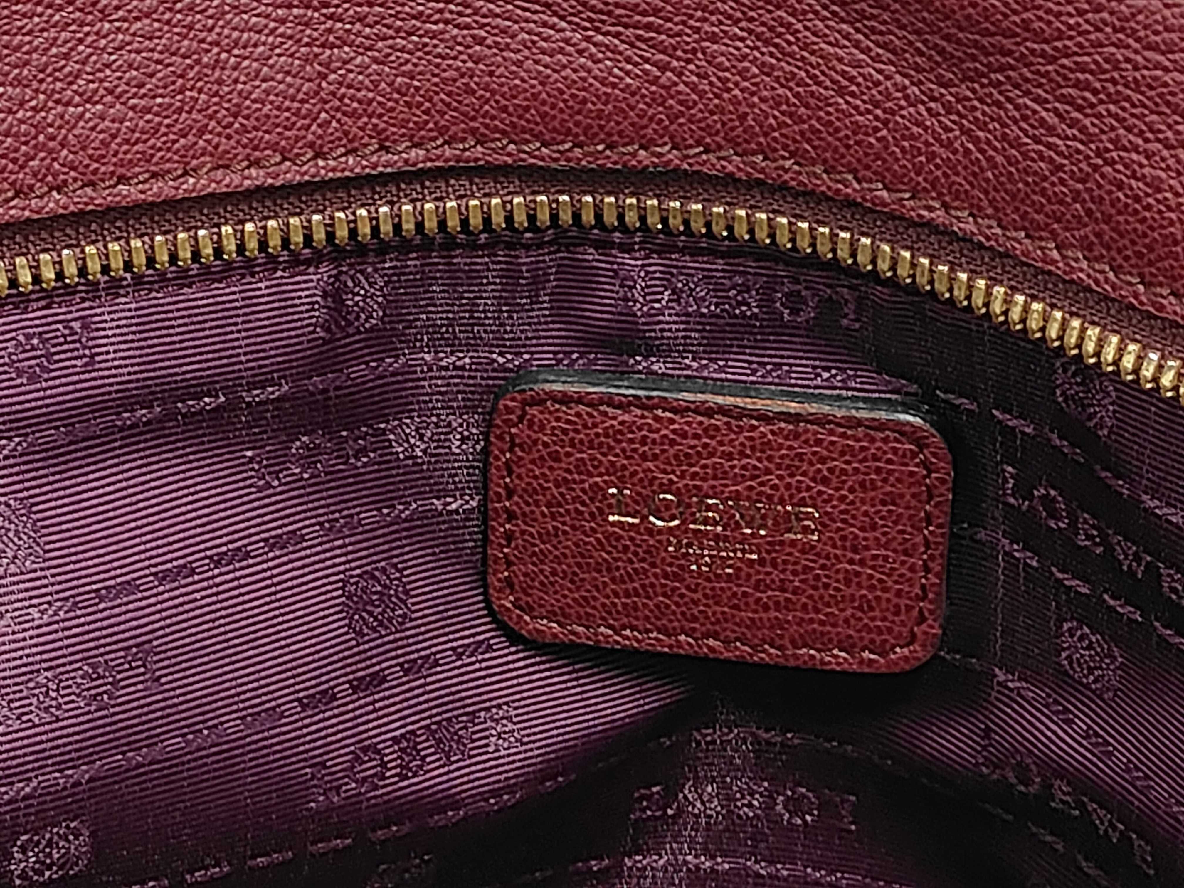 Amazona handbag, includes dust bag and manufacturer's tag, also available as a Boston bag. — view 8