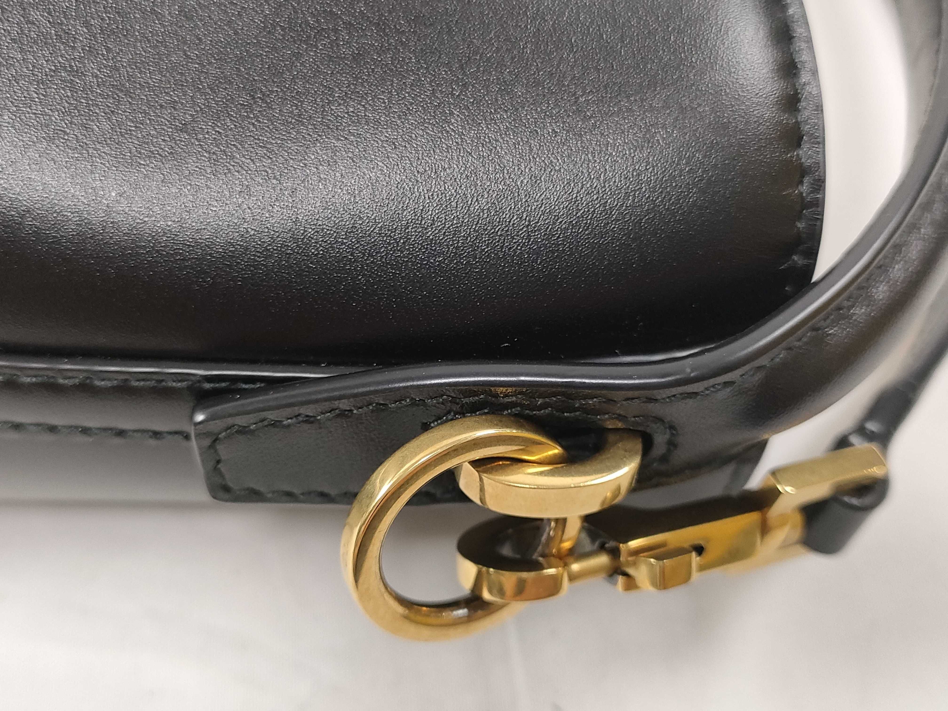 Bucket Bag LE17 Leather Black Handbag — view 9