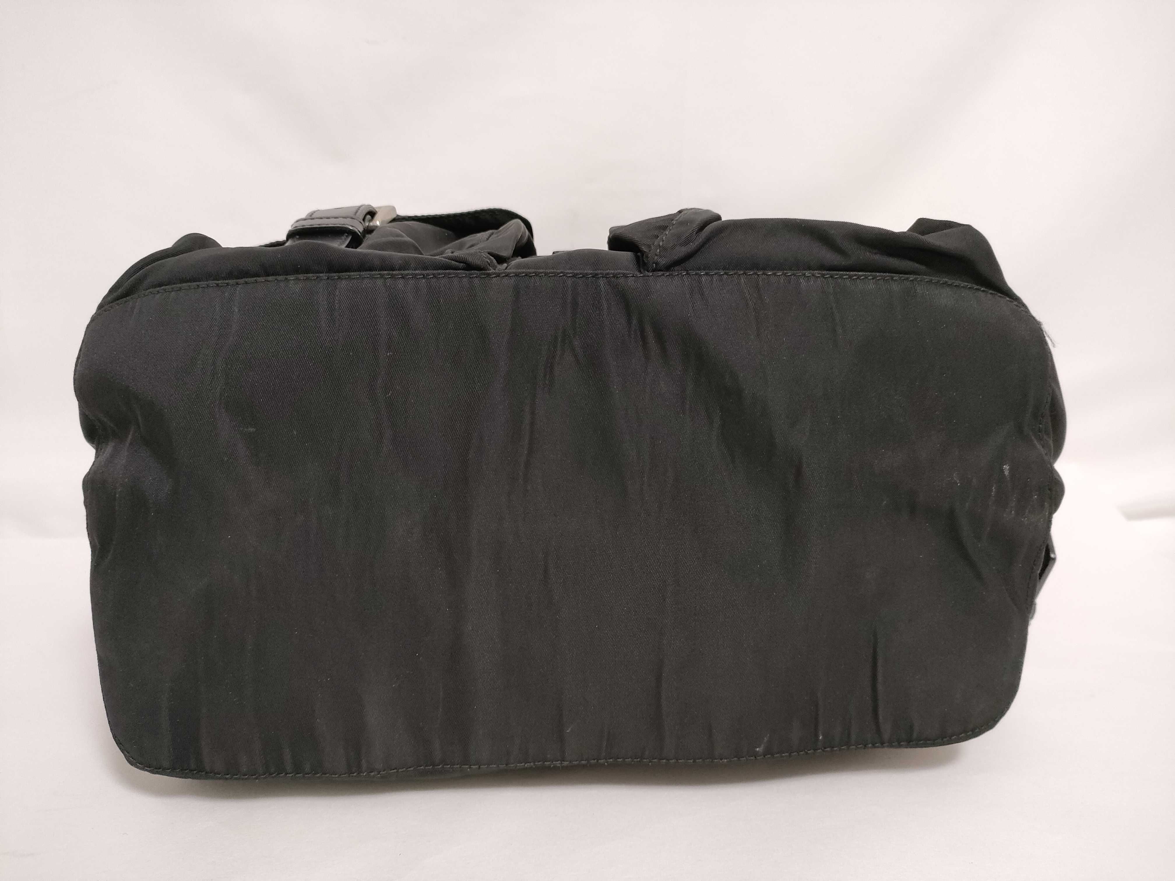 nylon backpack with triangular logo. — view 9