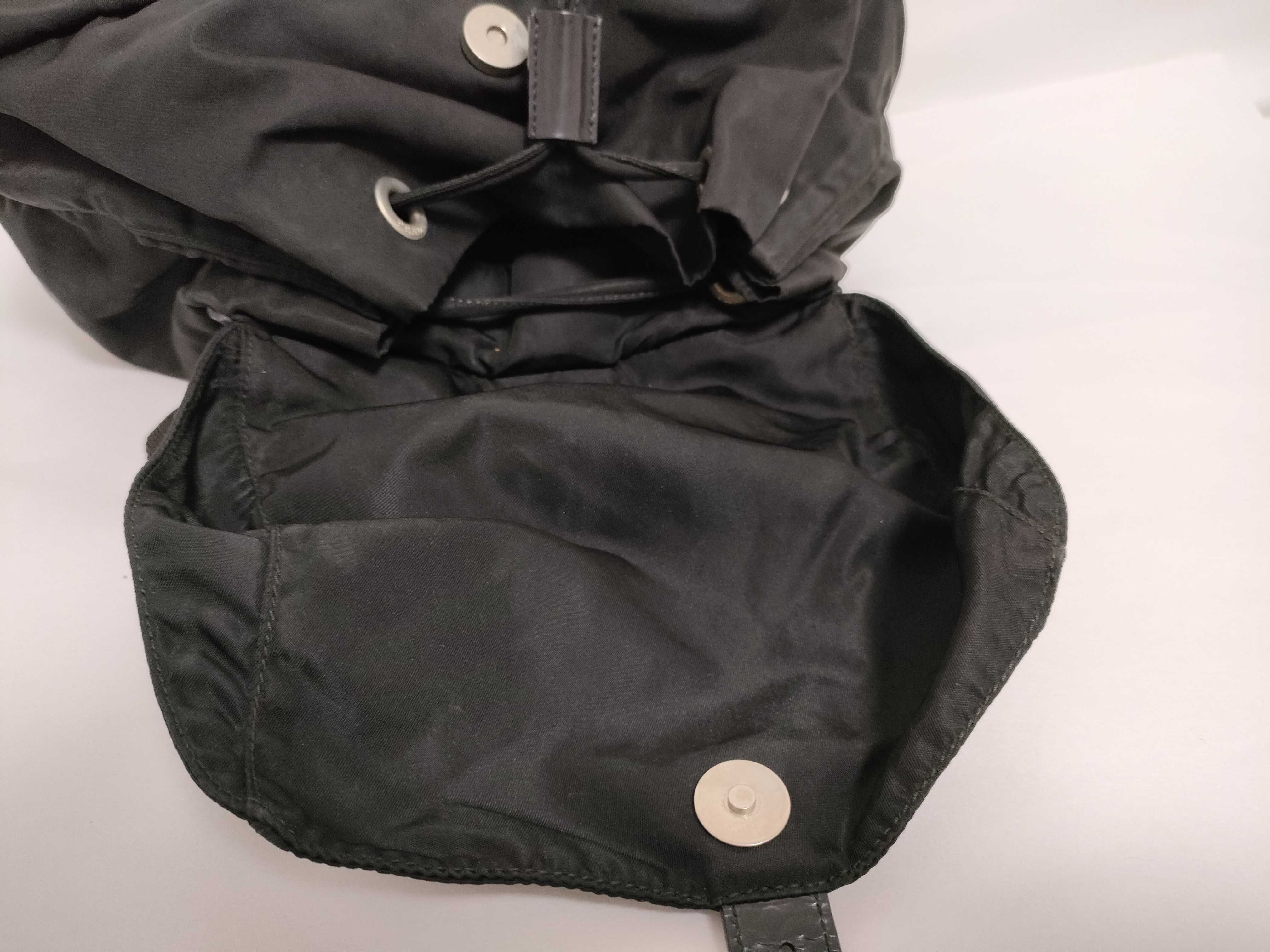 nylon backpack with triangular logo. — view 10