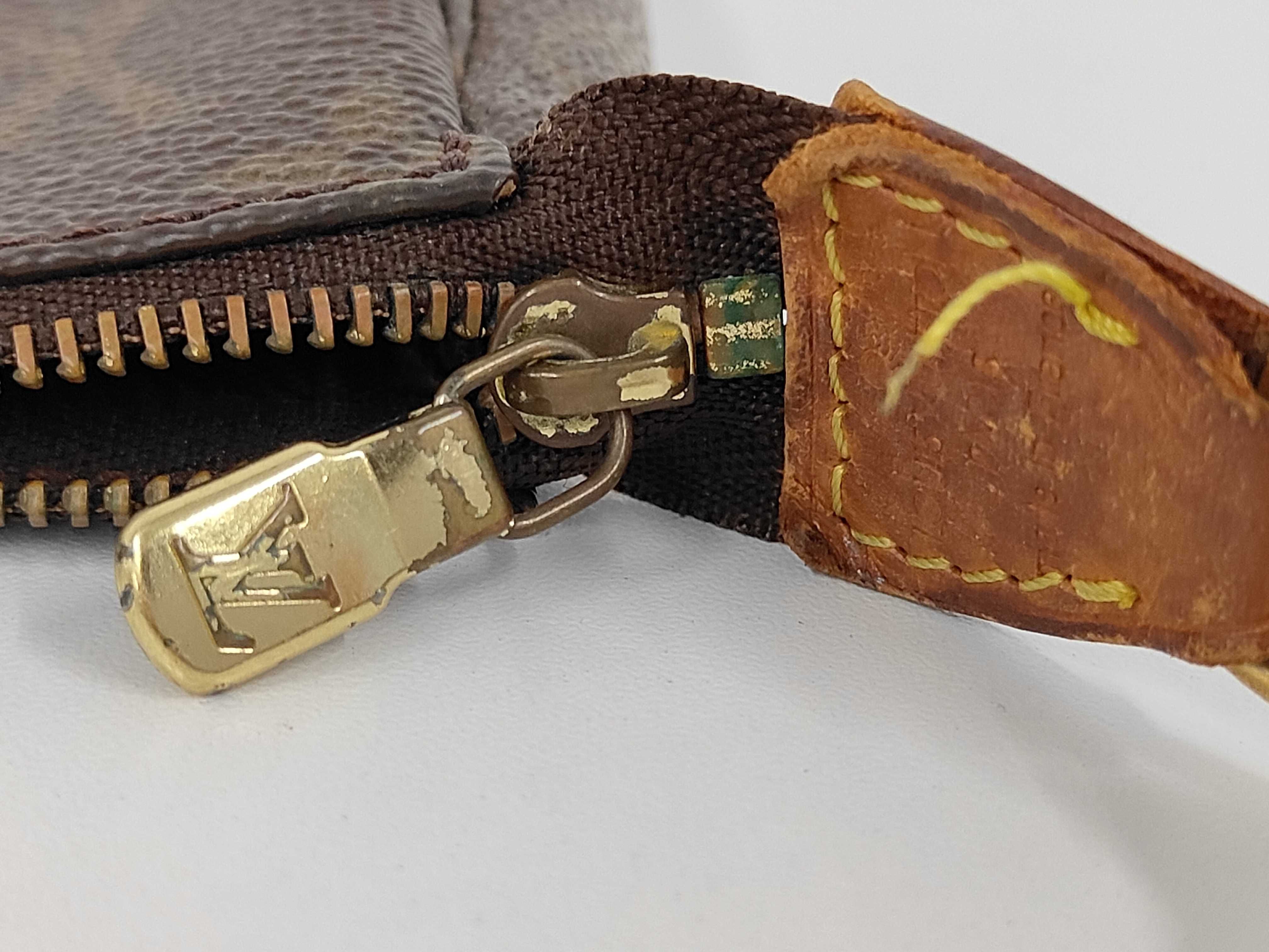 Monogram Louis Vuitton Pochette Accessoires M51980 AR1919 Monogram Pouch — view 6