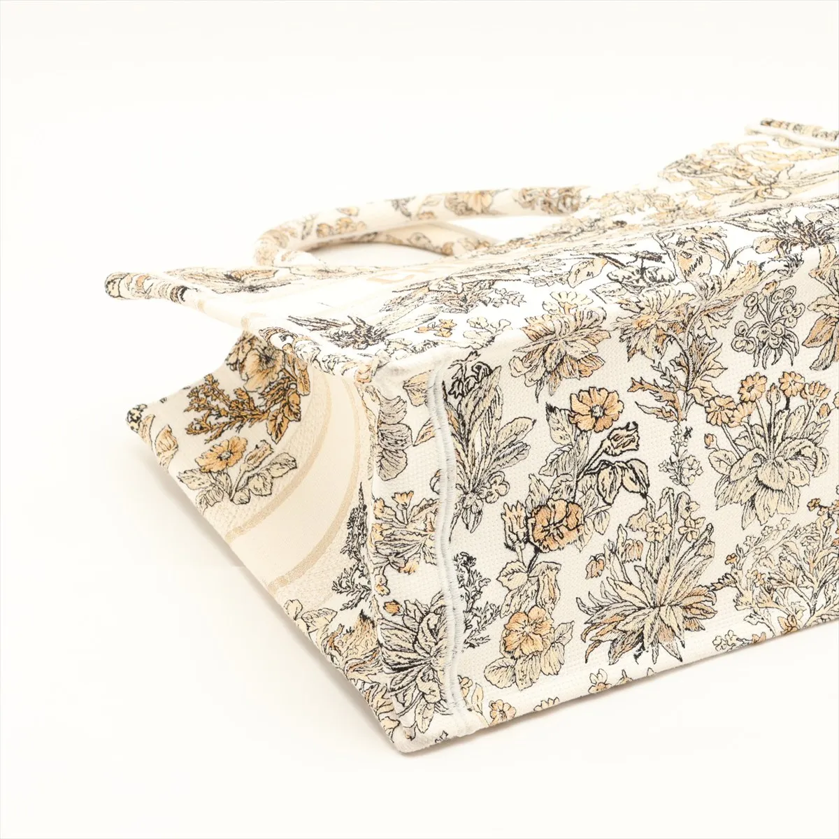 Book Tote Medium Canvas Tote Bag White x Gold Lucky Star — view 4