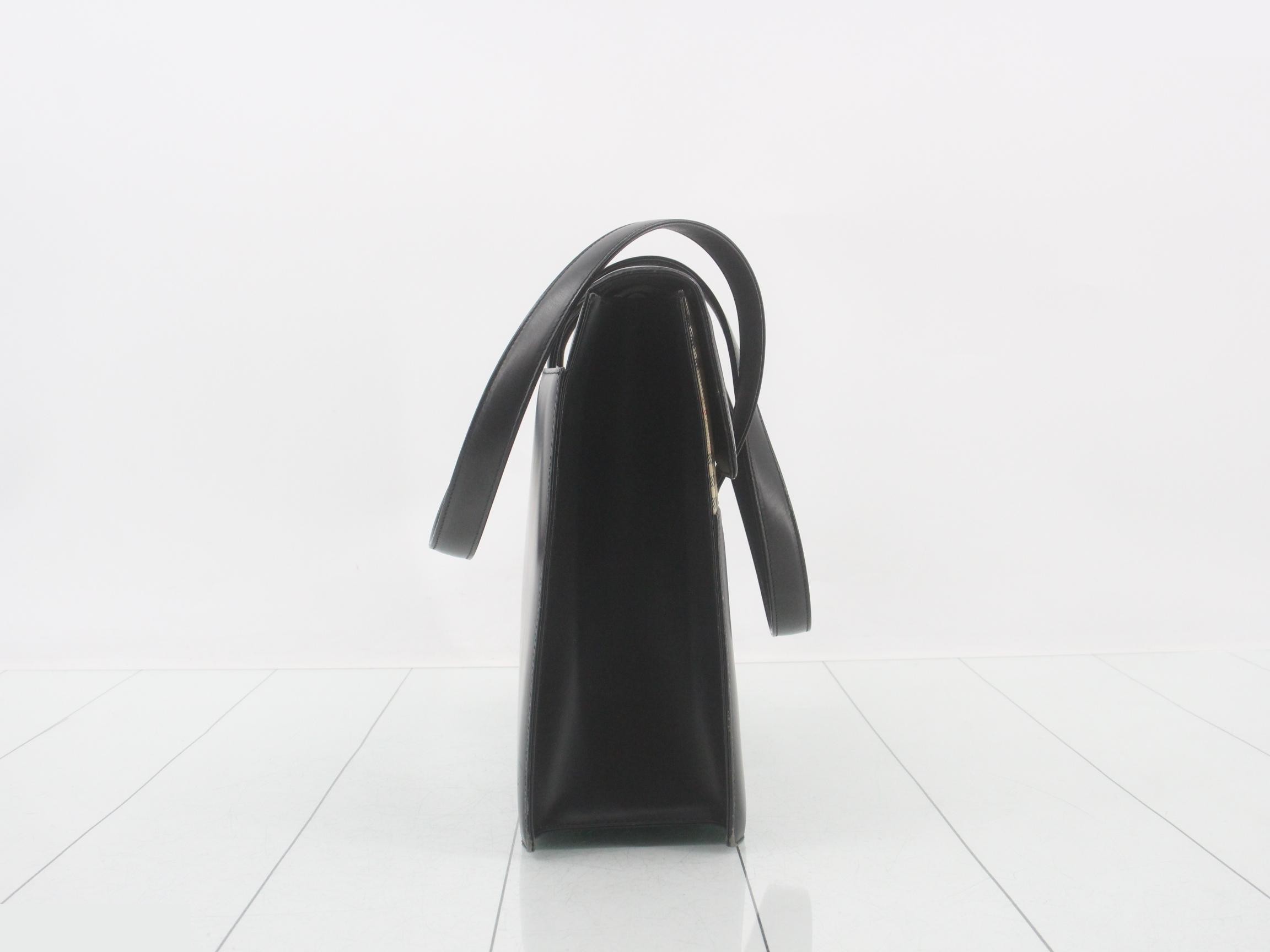 handbag — view 4
