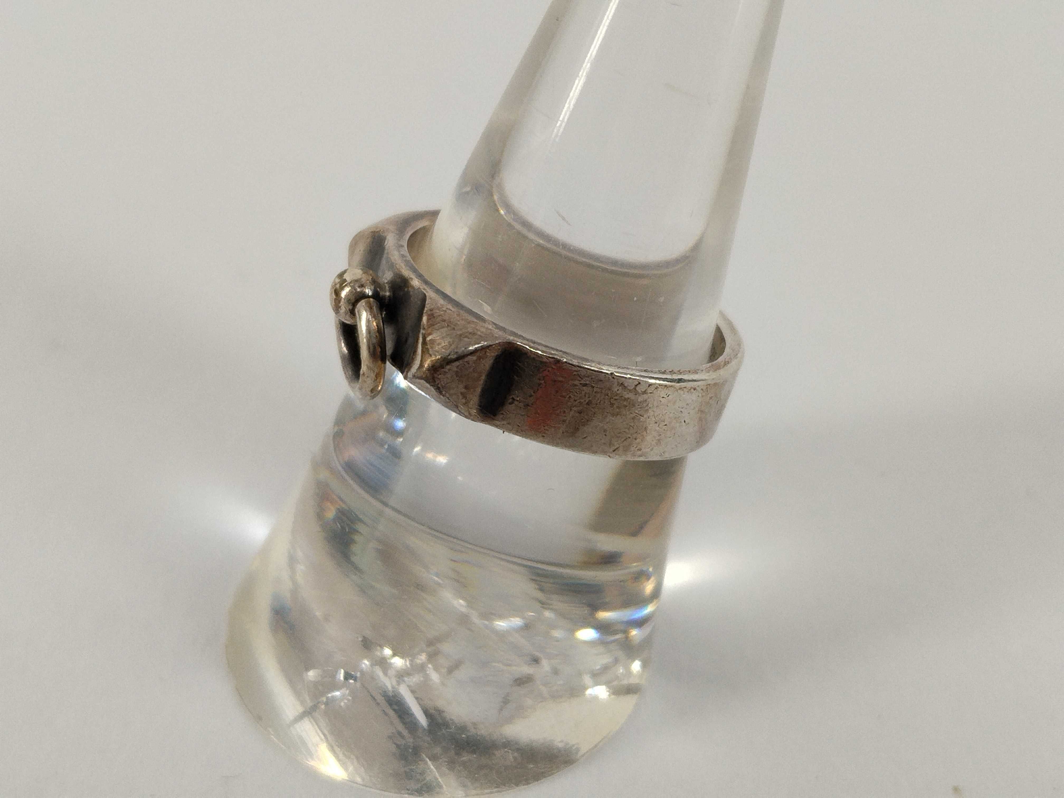 ring — view 2