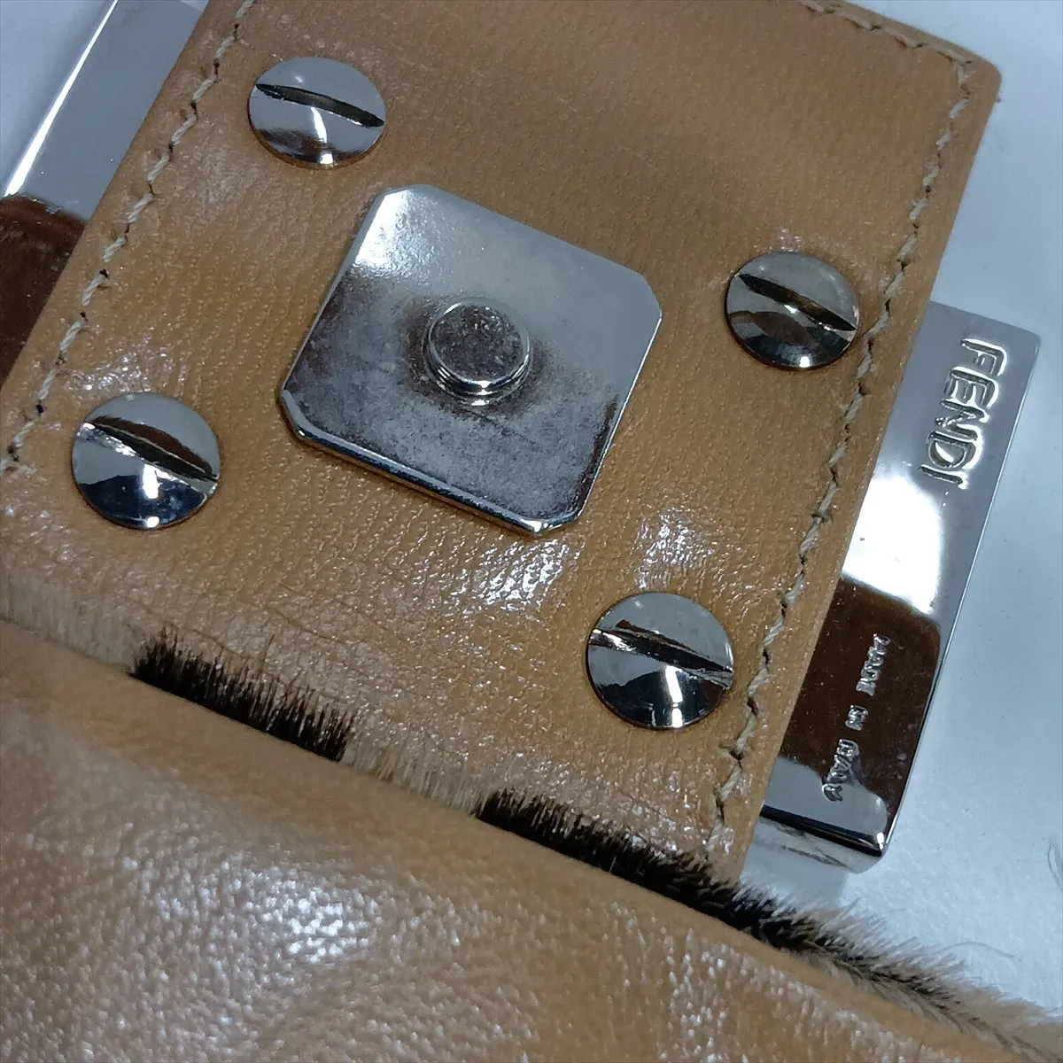 [Individually packaged] Fendi Mamma Bucket Calf Hair x Leather Shoulder Bag, Beige — view 12