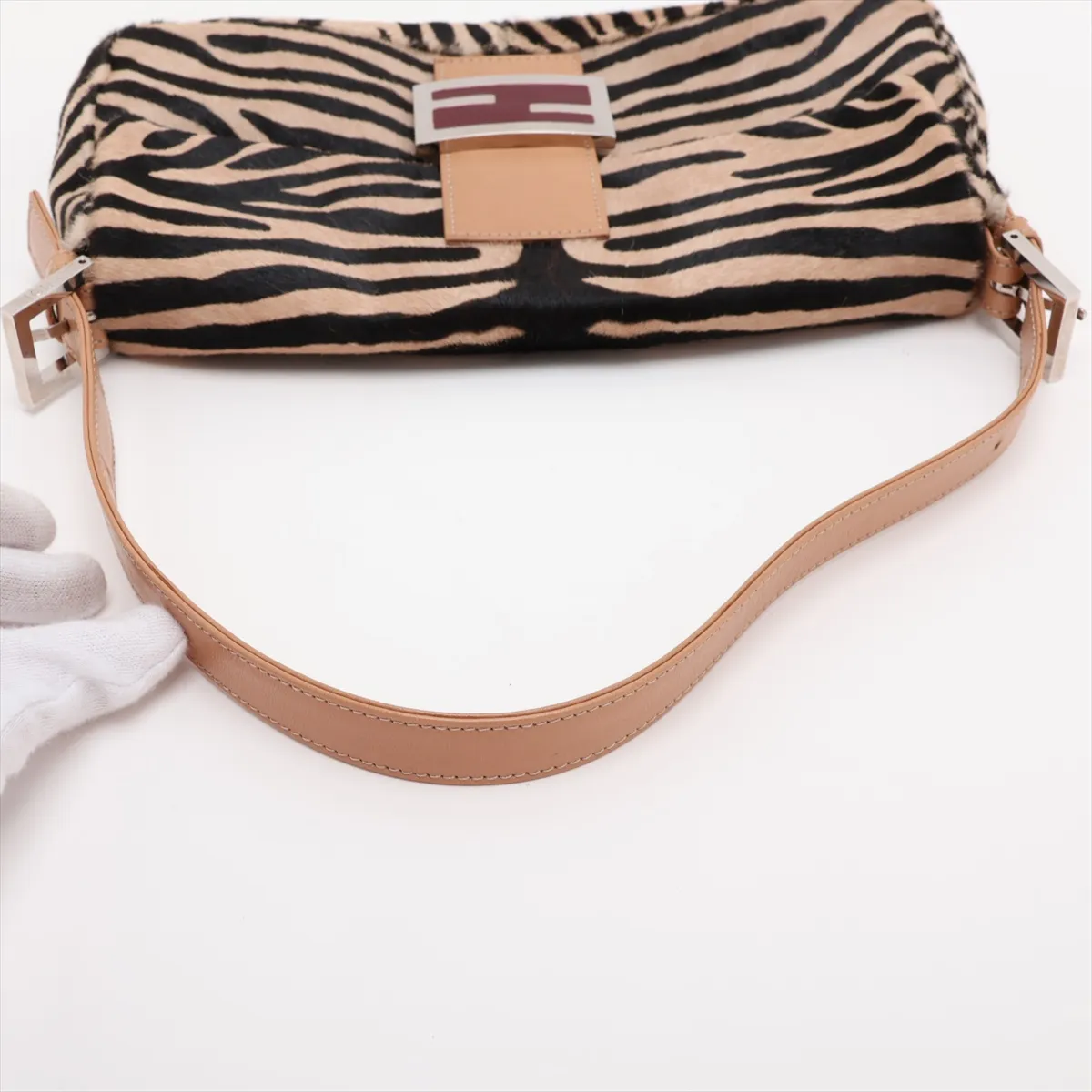 [Individually packaged] Fendi Mamma Bucket Calf Hair x Leather Shoulder Bag, Beige — view 5