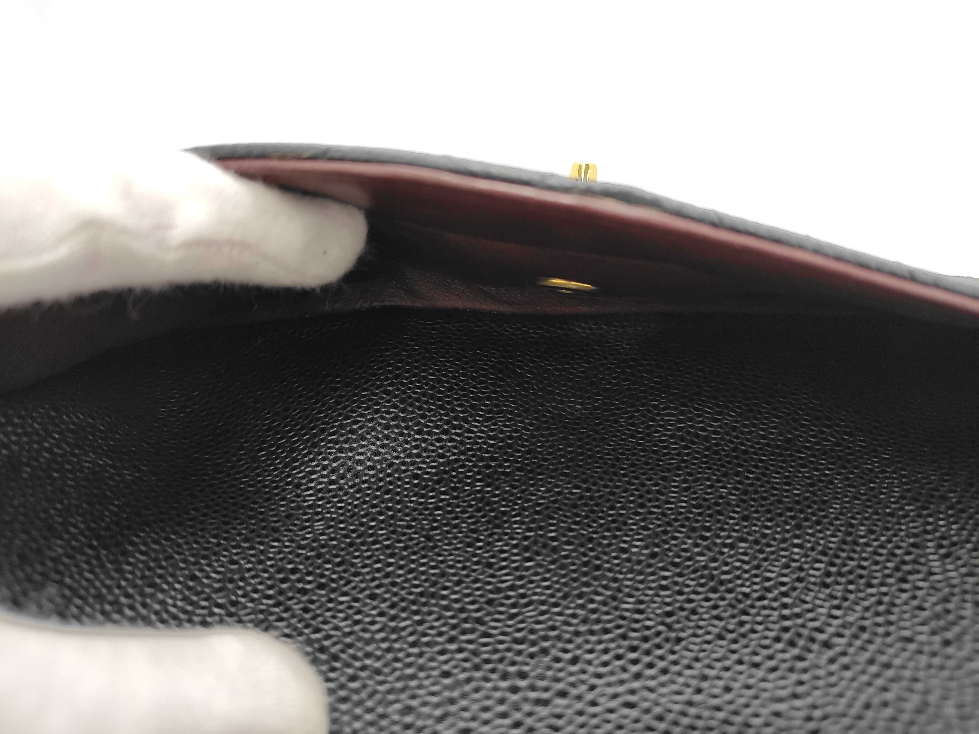 Matelassé 25 Double Flap Double Chain Caviar Shoulder Bag — view 9