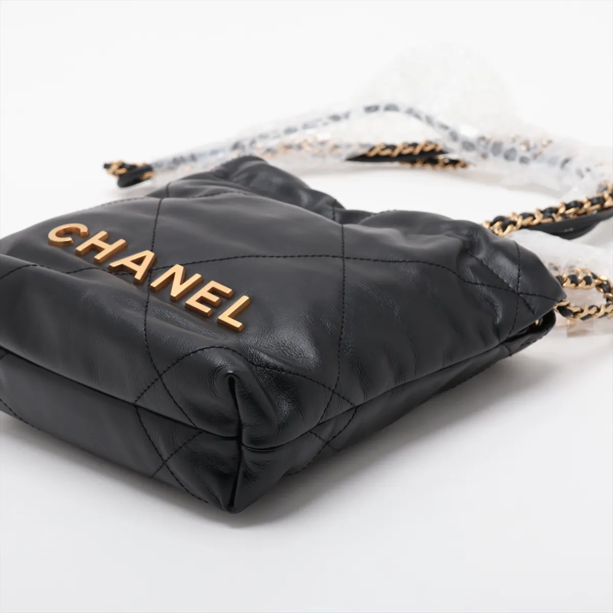 22 Mini Shiny Calfskin Chain Shoulder Bag Black Gold Hardware Random Plate AS3980 — view 3