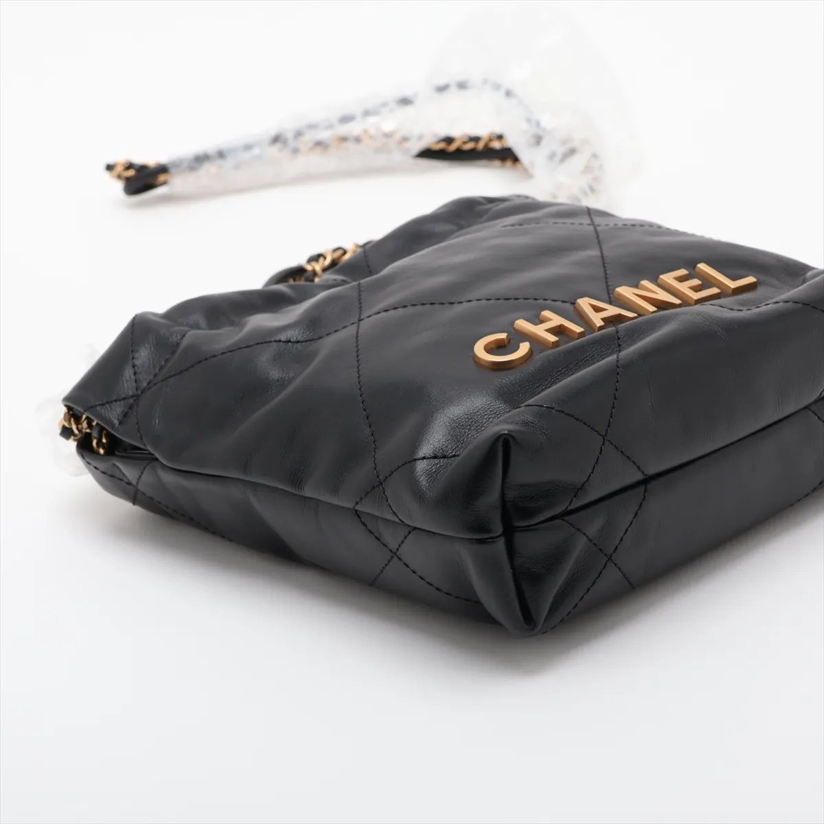 22 Mini Shiny Calfskin Chain Shoulder Bag Black Gold Hardware Random Plate AS3980 — view 4