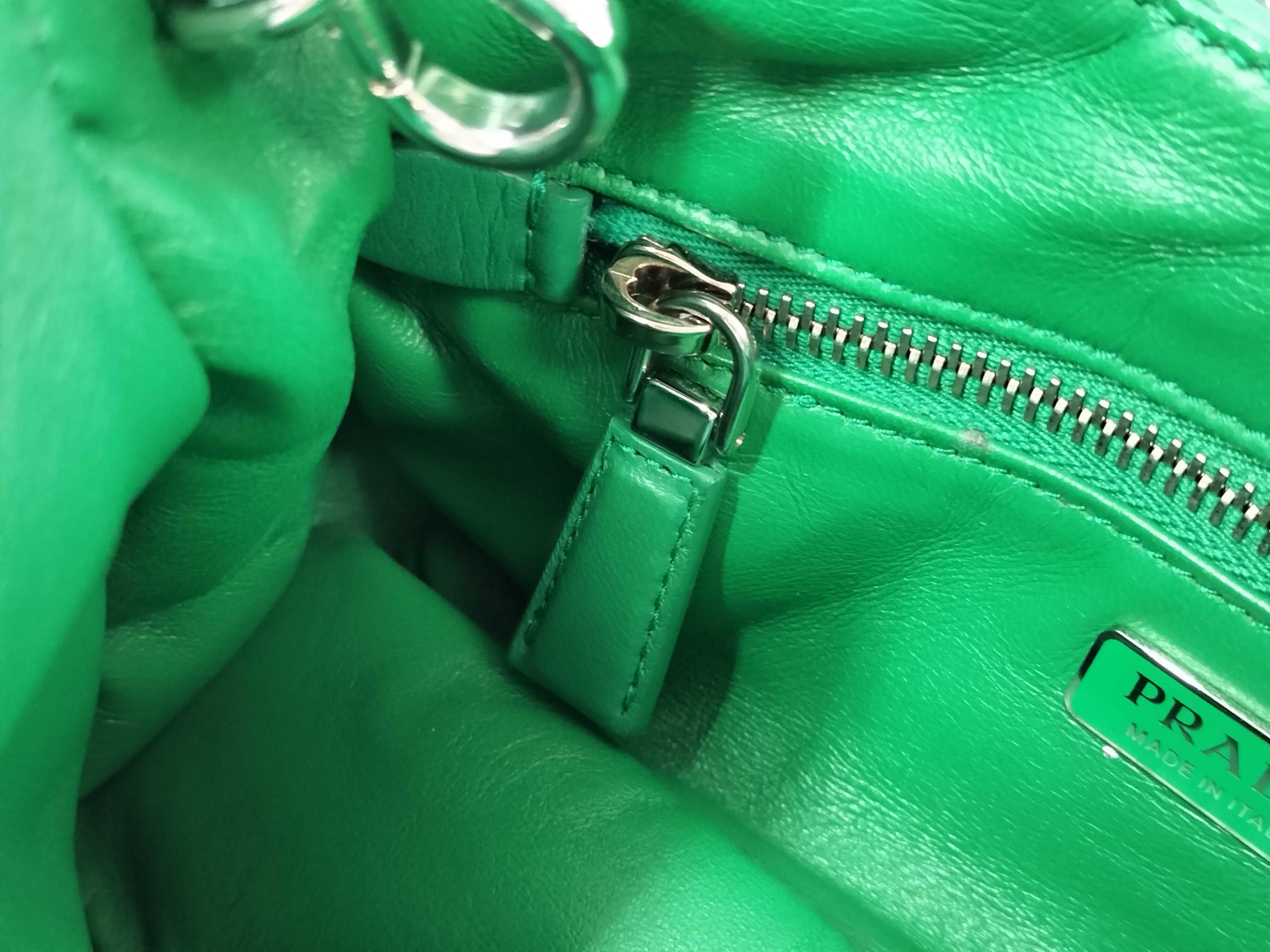 Nappa Soft Moon Leather 2-Way Handbag Green Handbag — view 11