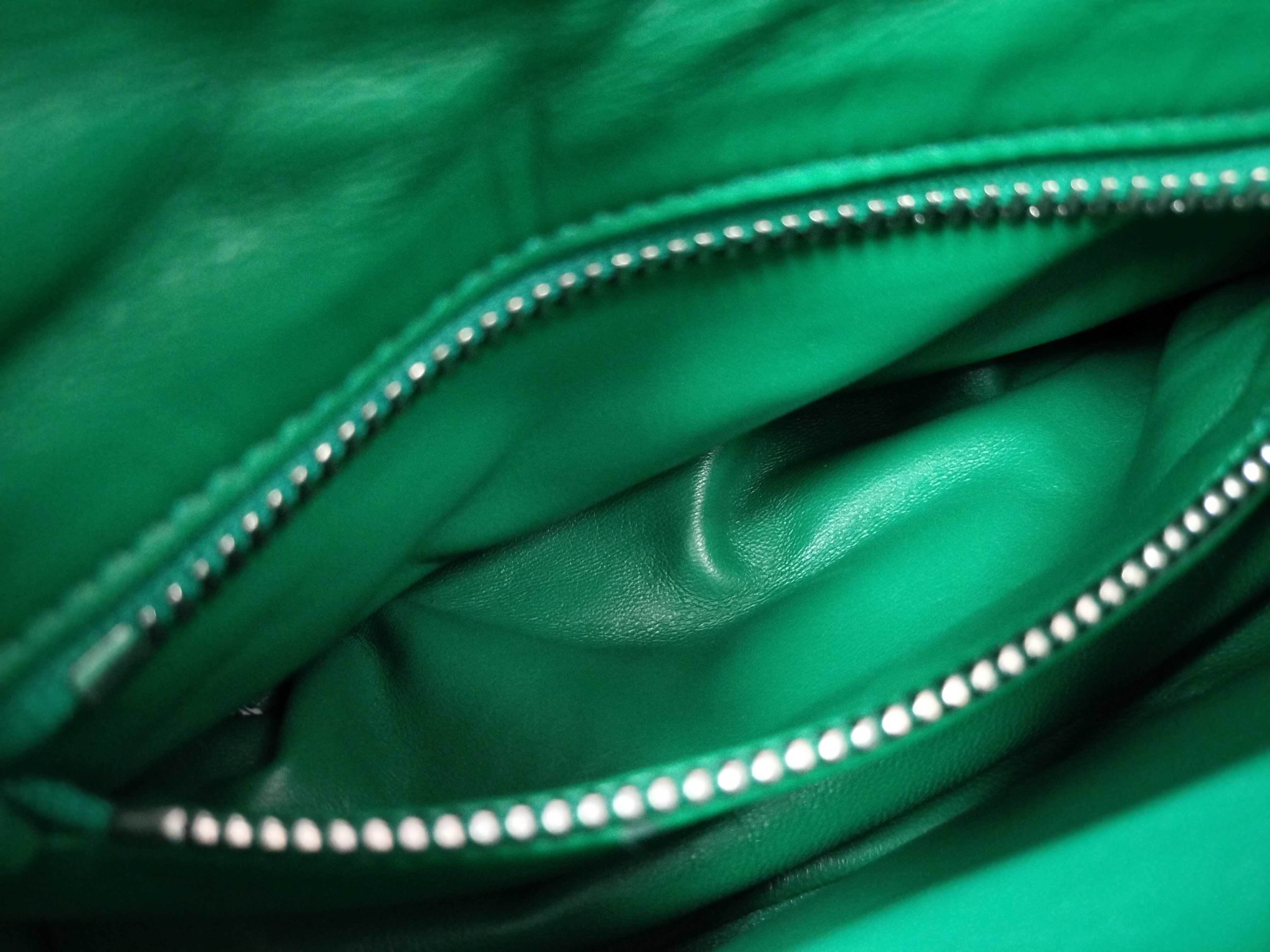 Nappa Soft Moon Leather 2-Way Handbag Green Handbag — view 10