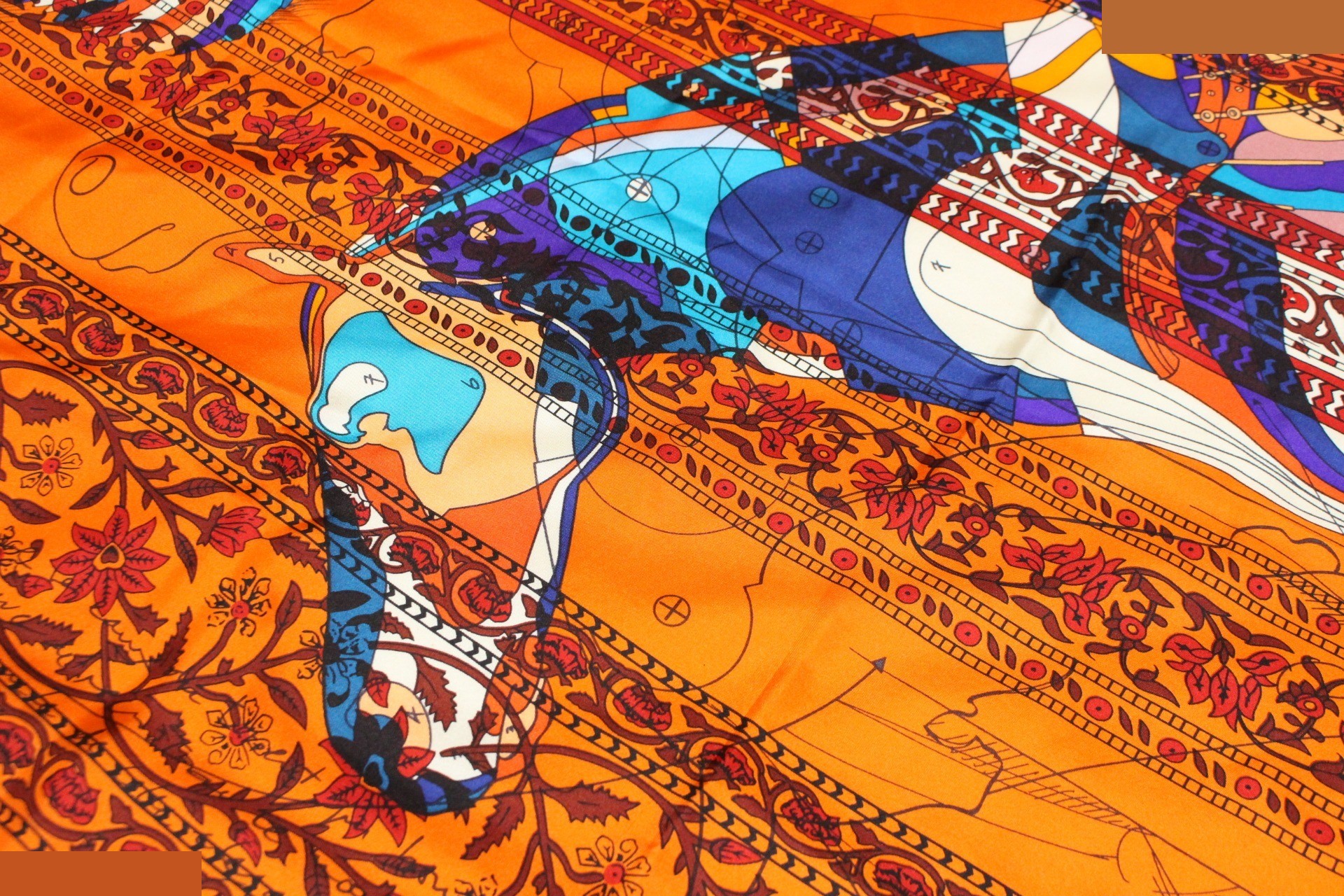 Carré Géant (with Hermès Pegasus tag) — view 7