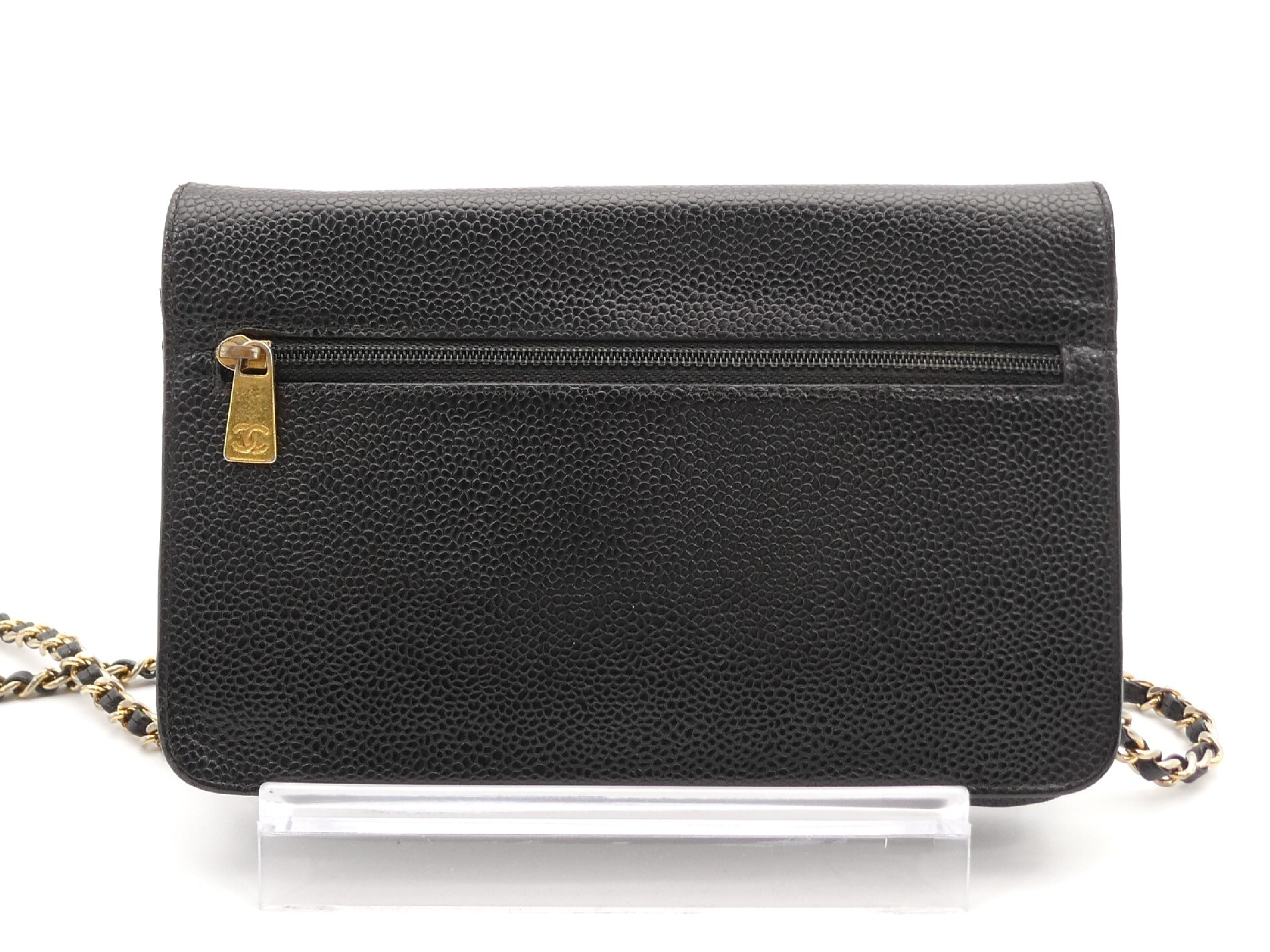 Caviar Skin Coco Mark Chain Wallet Shoulder Bag — view 2