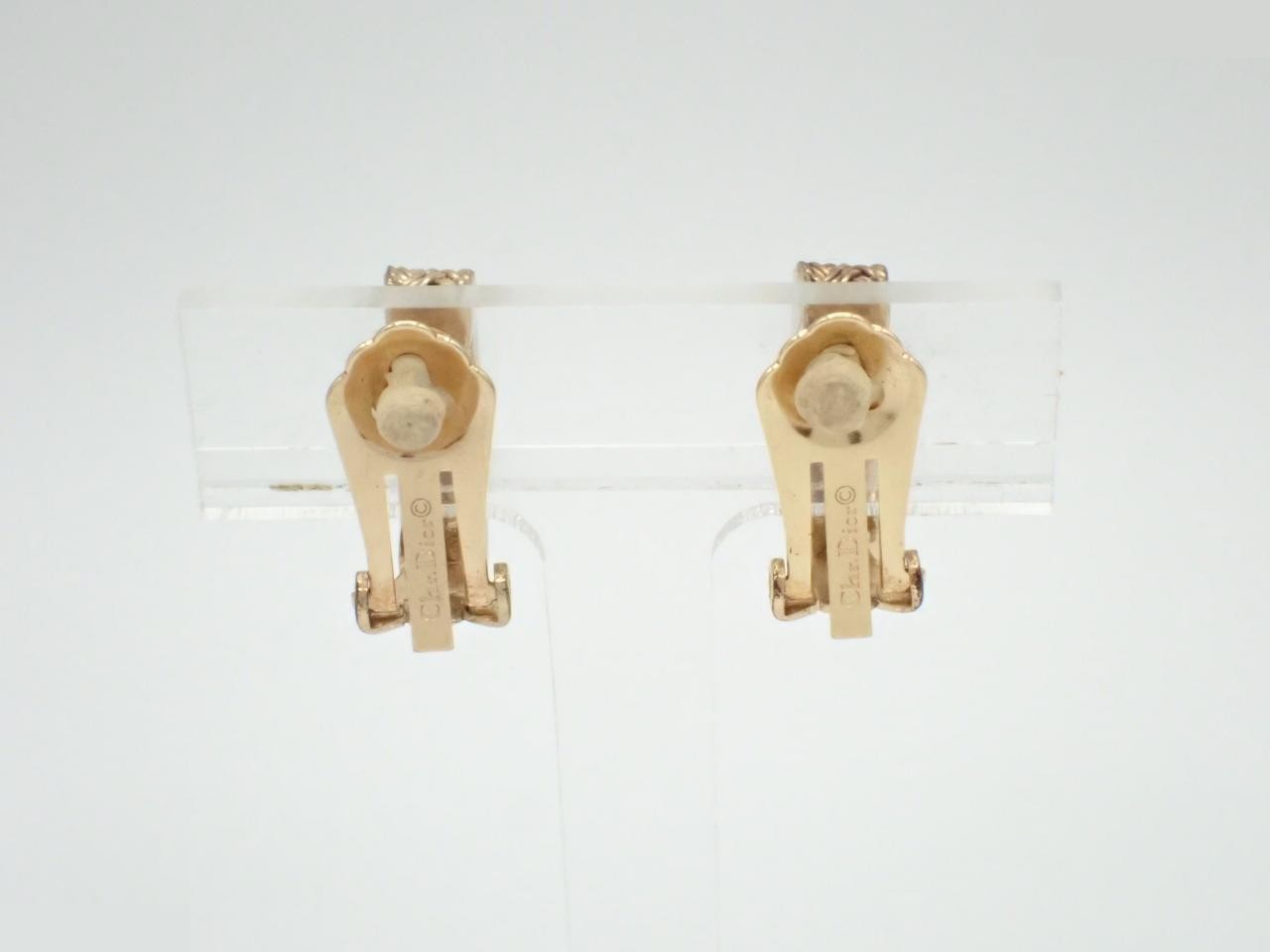 Other lines: Precious metals and earrings — view 2