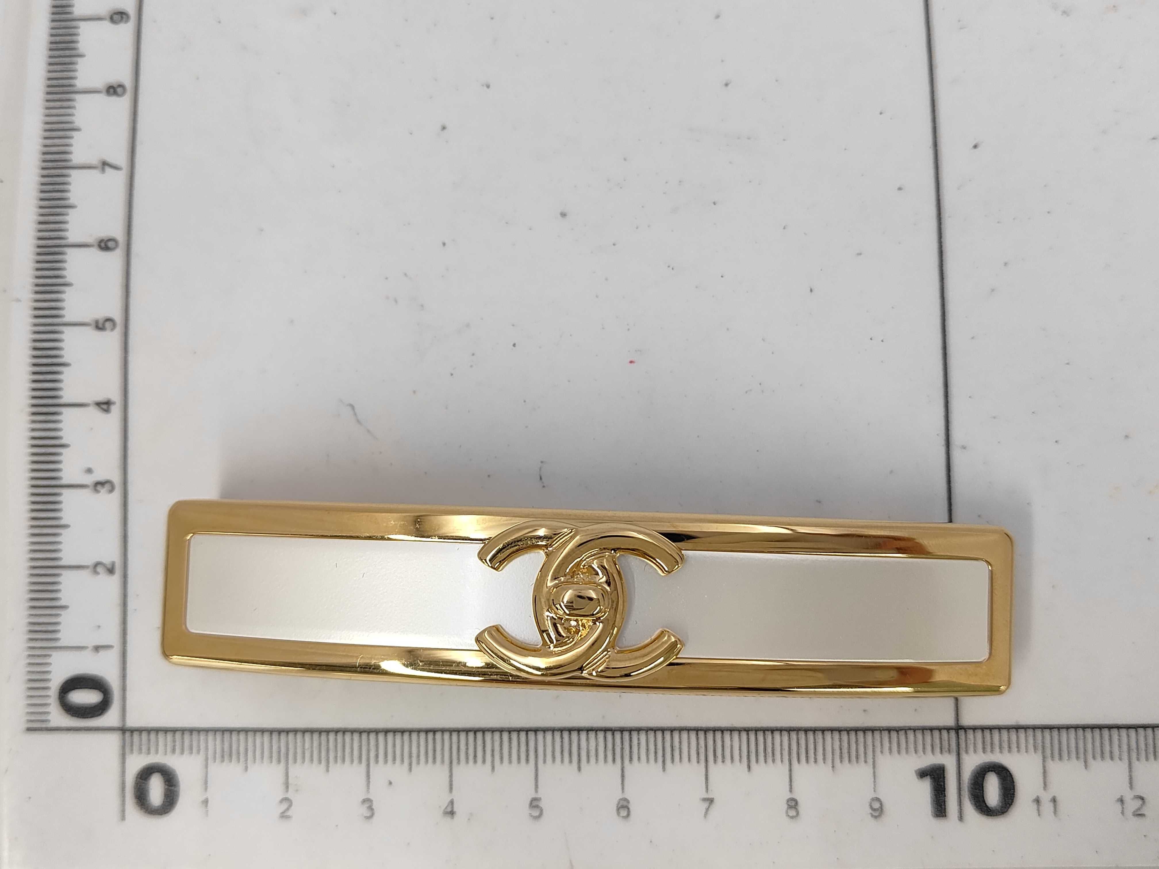 Coco Turnlock Ivory x Gold Barrette Hair Accessory — view 5