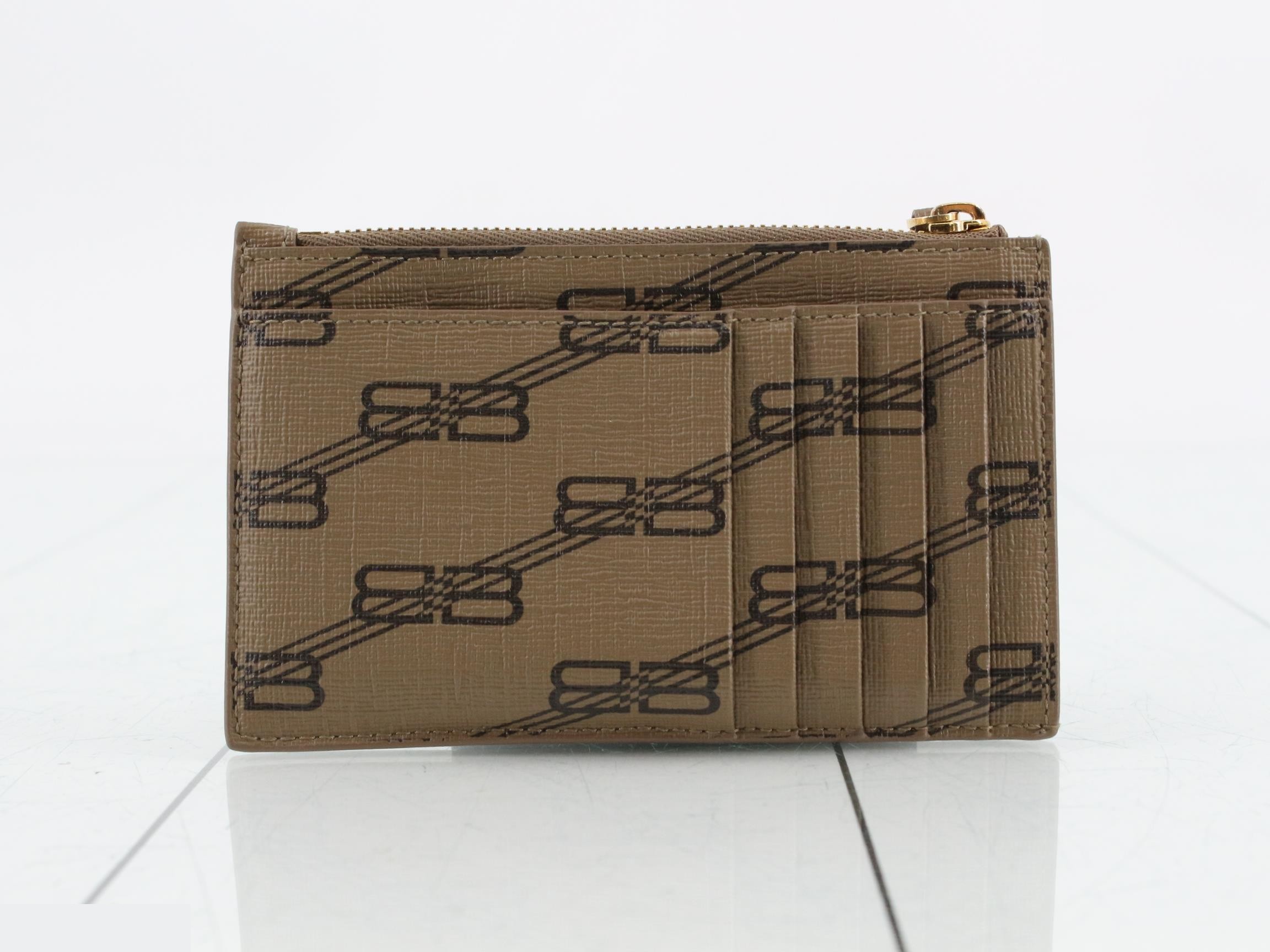 coin case — view 2