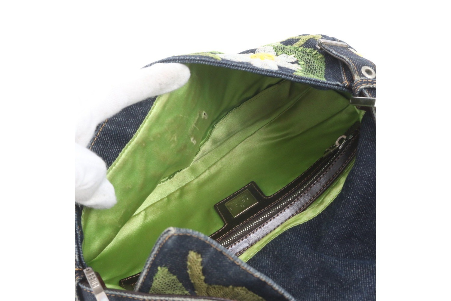 Flower Denim Mamma Bucket Baguette FF Hardware Leather Shoulder Bag — view 7
