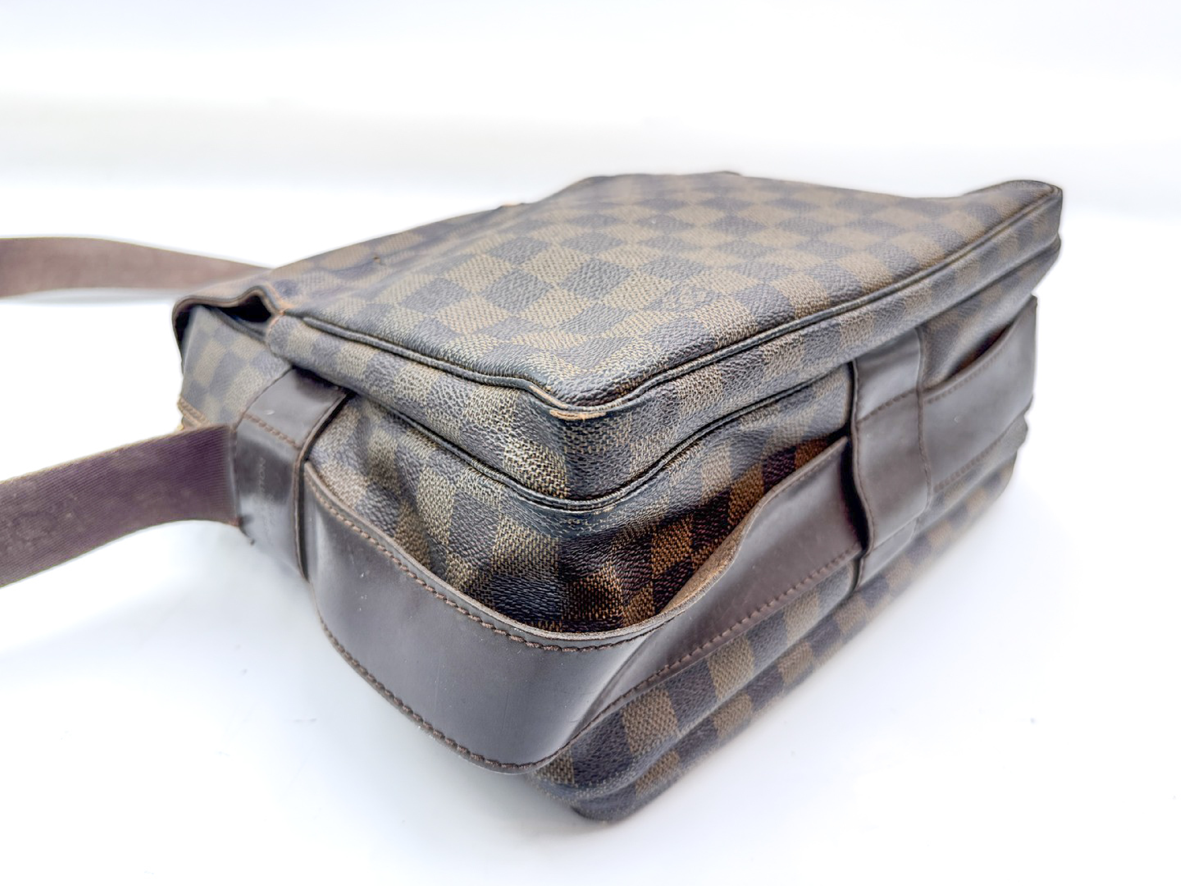 Damier Naviglio N45255 Shoulder Bag — view 6