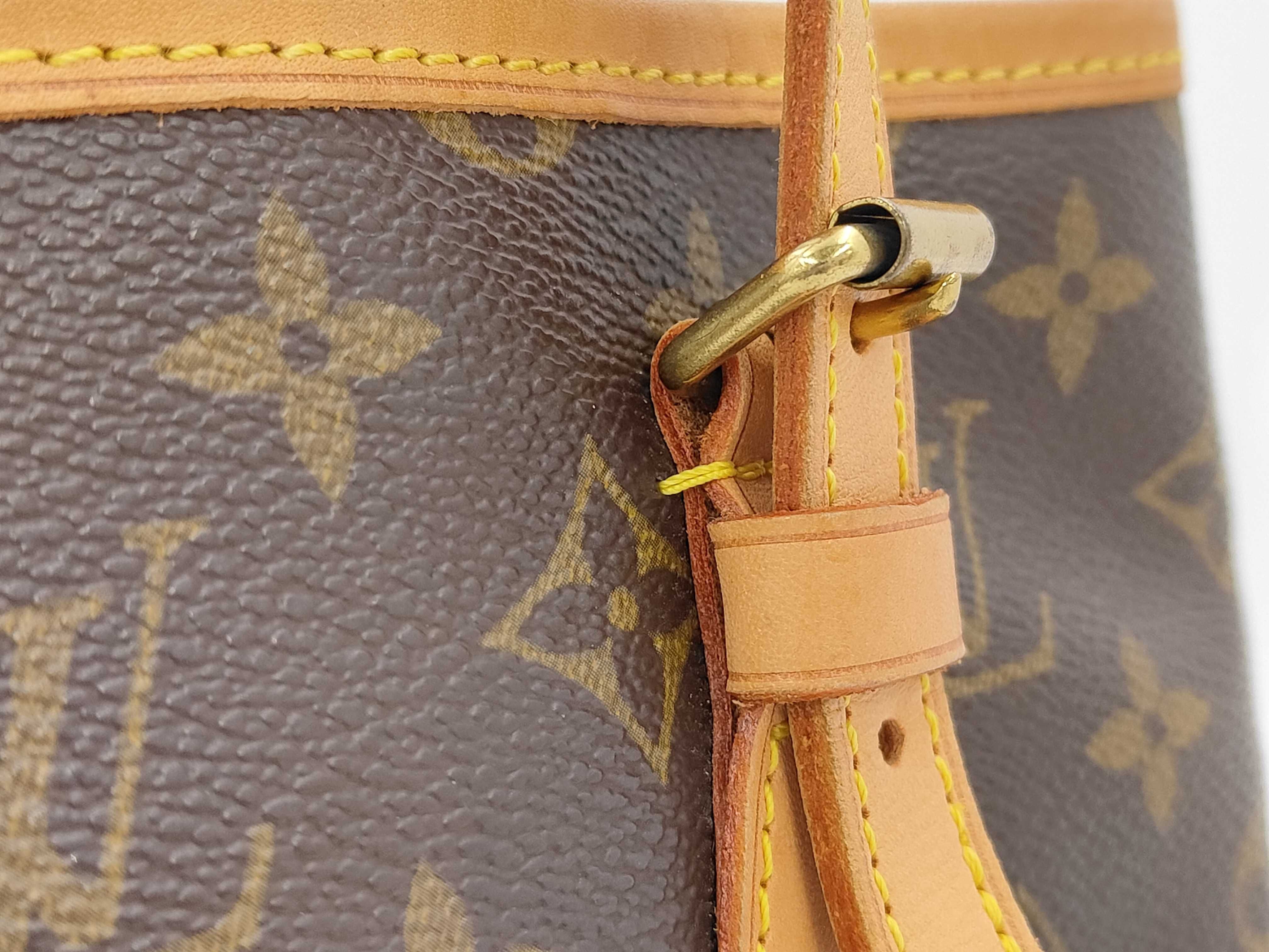 Monogram Louis Vuitton Petite Bucket PM Shoulder Bag Monogram Brown M42238 Tote Bag — view 4