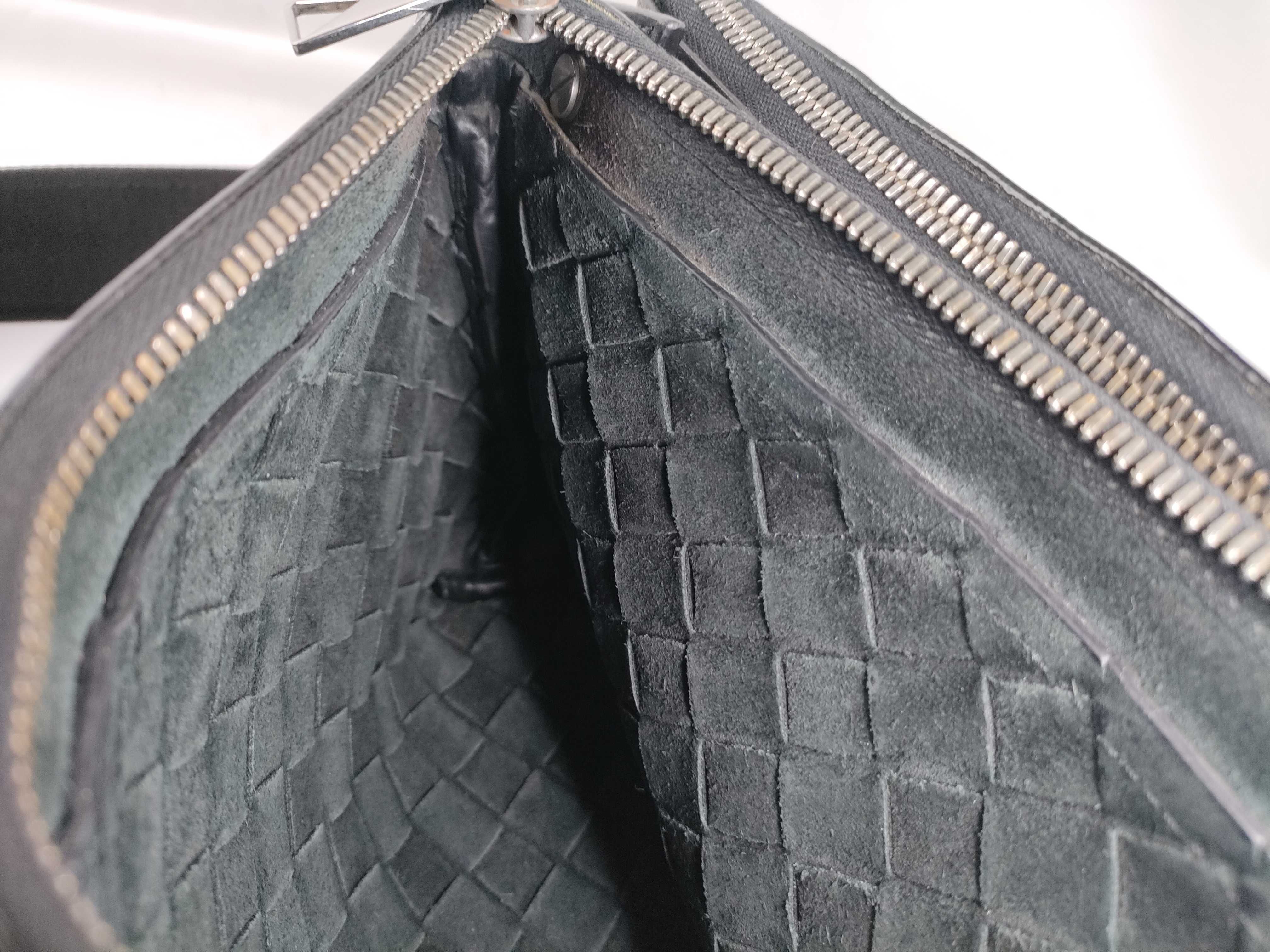 Intrecciato Shoulder Bag, Bottega Veneta Intrecciato Duo Black Body Bag — view 11
