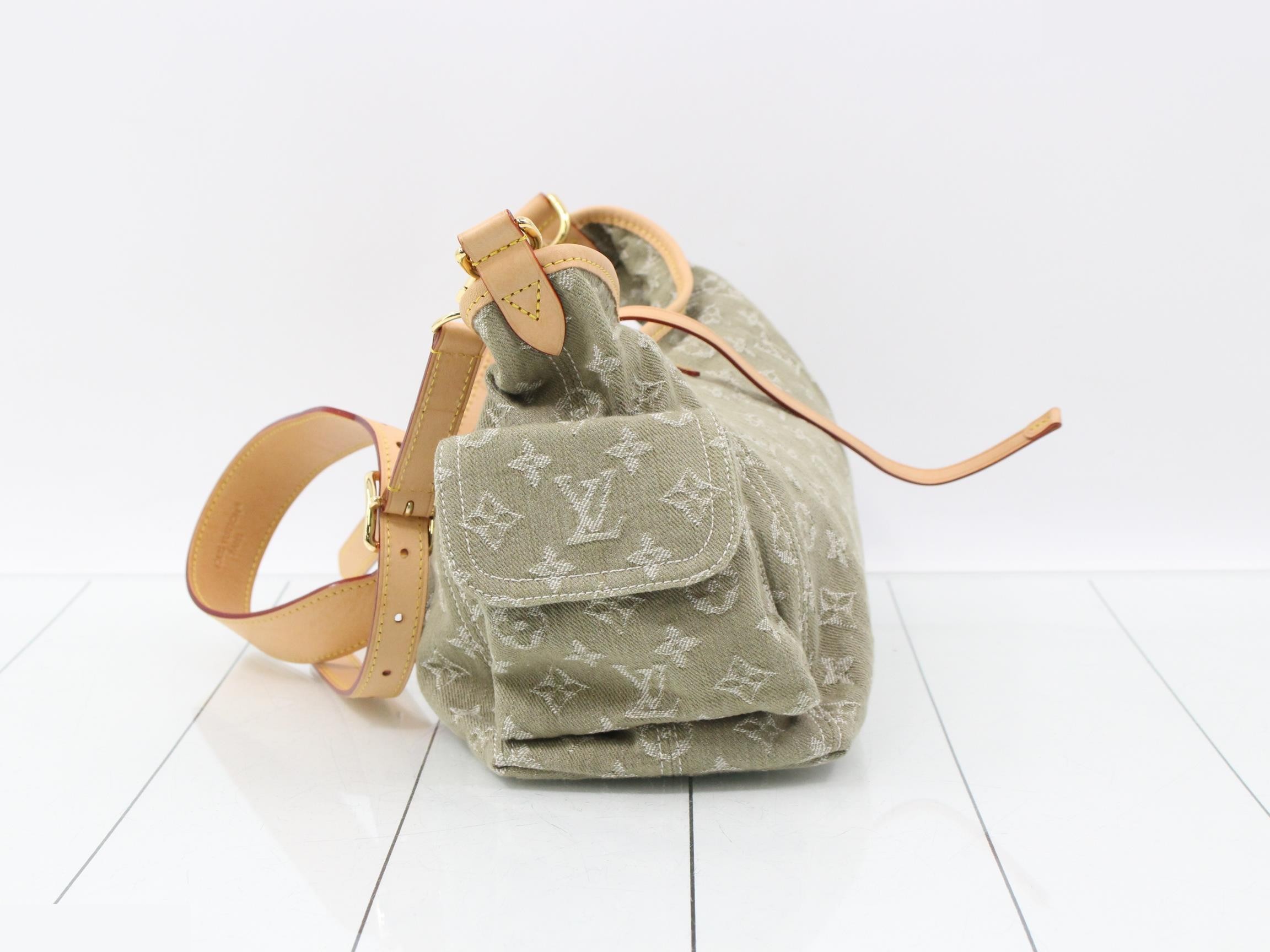 Denim Carryall Cargo PM M27623 Shoulder Bag — view 3