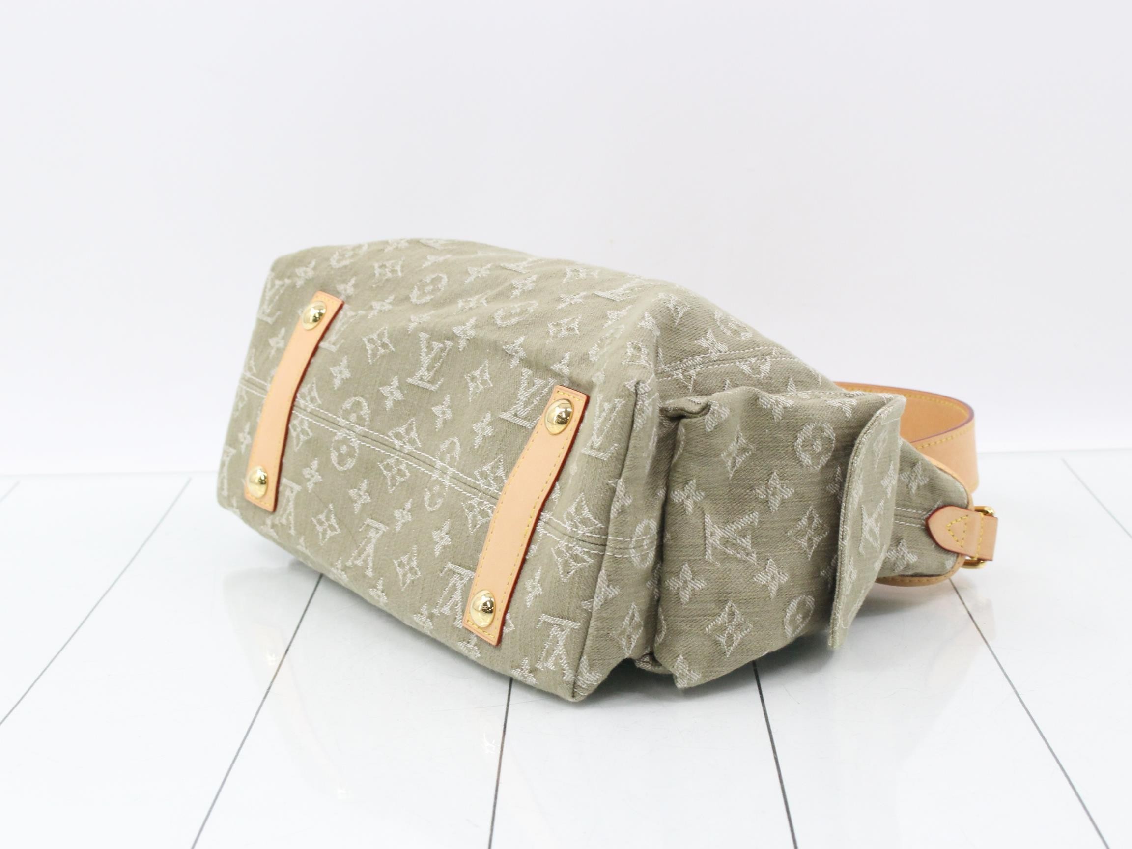 Denim Carryall Cargo PM M27623 Shoulder Bag — view 6