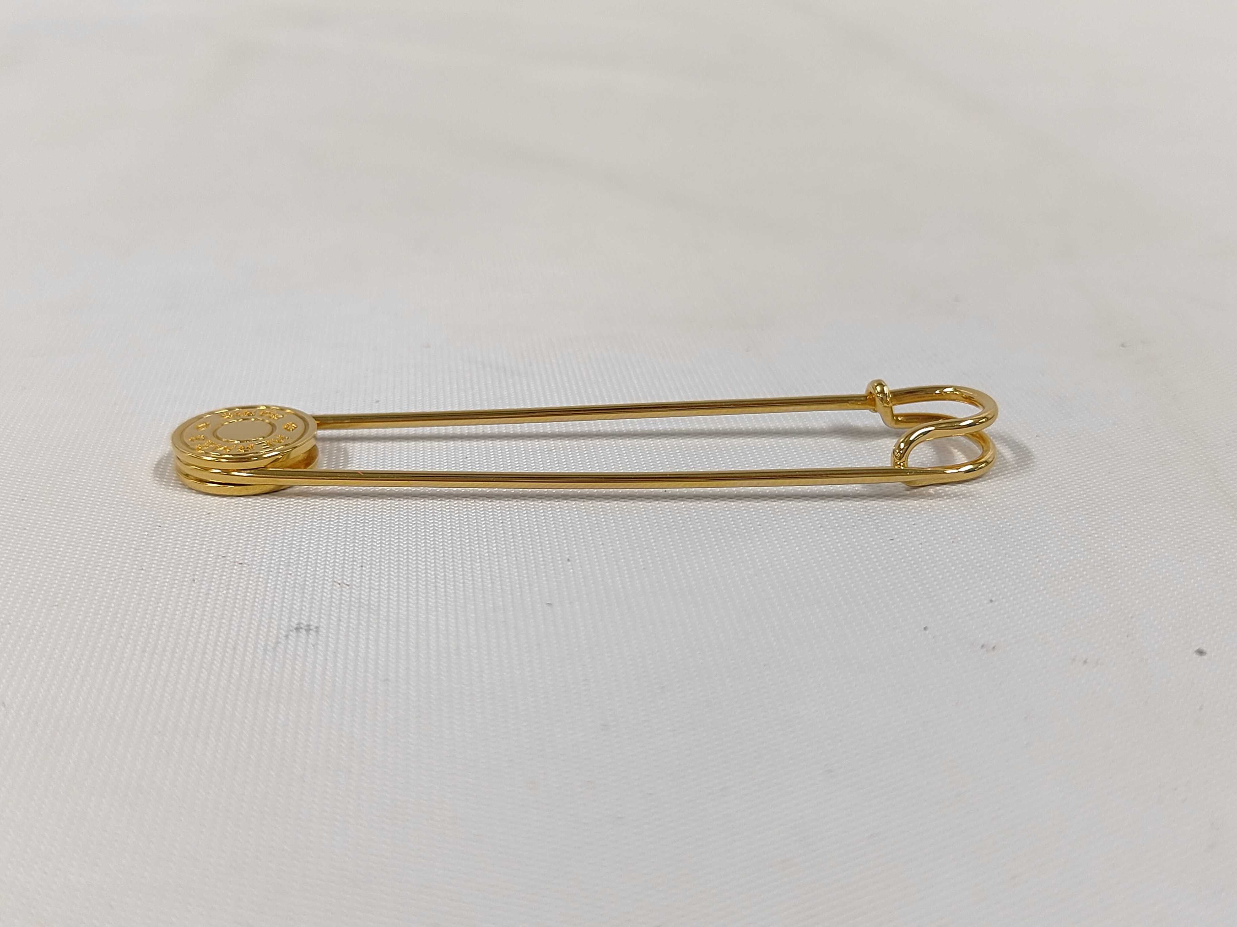 Sellier Gold Pin Brooch — view 3