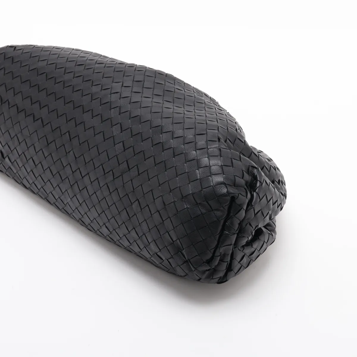 Intrecciato The Pouch Leather Clutch Bag Black — view 3
