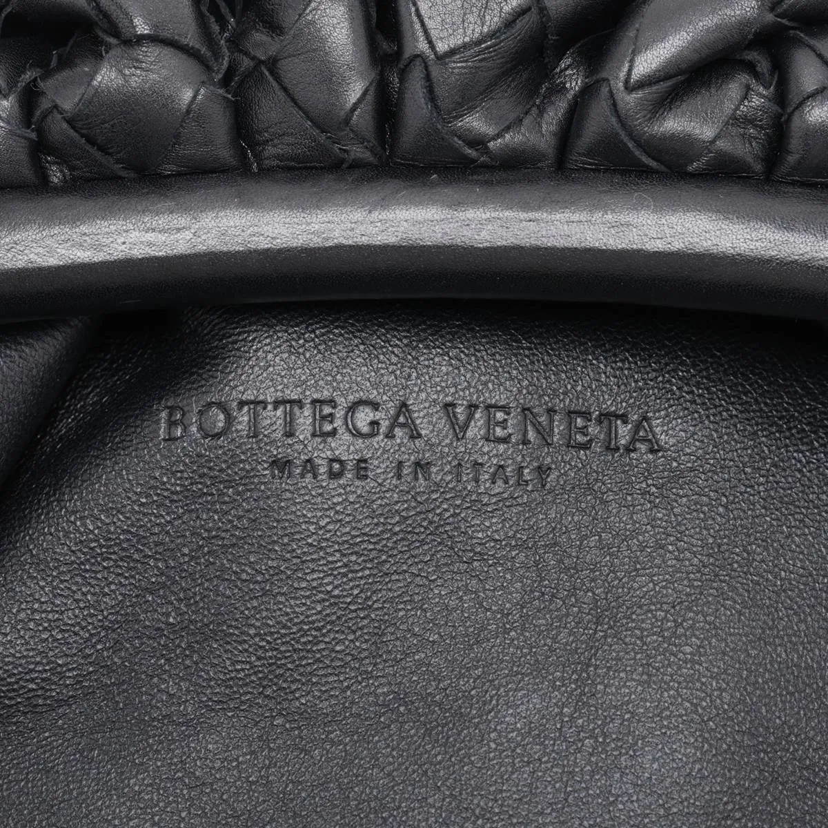 Intrecciato The Pouch Leather Clutch Bag Black — view 6