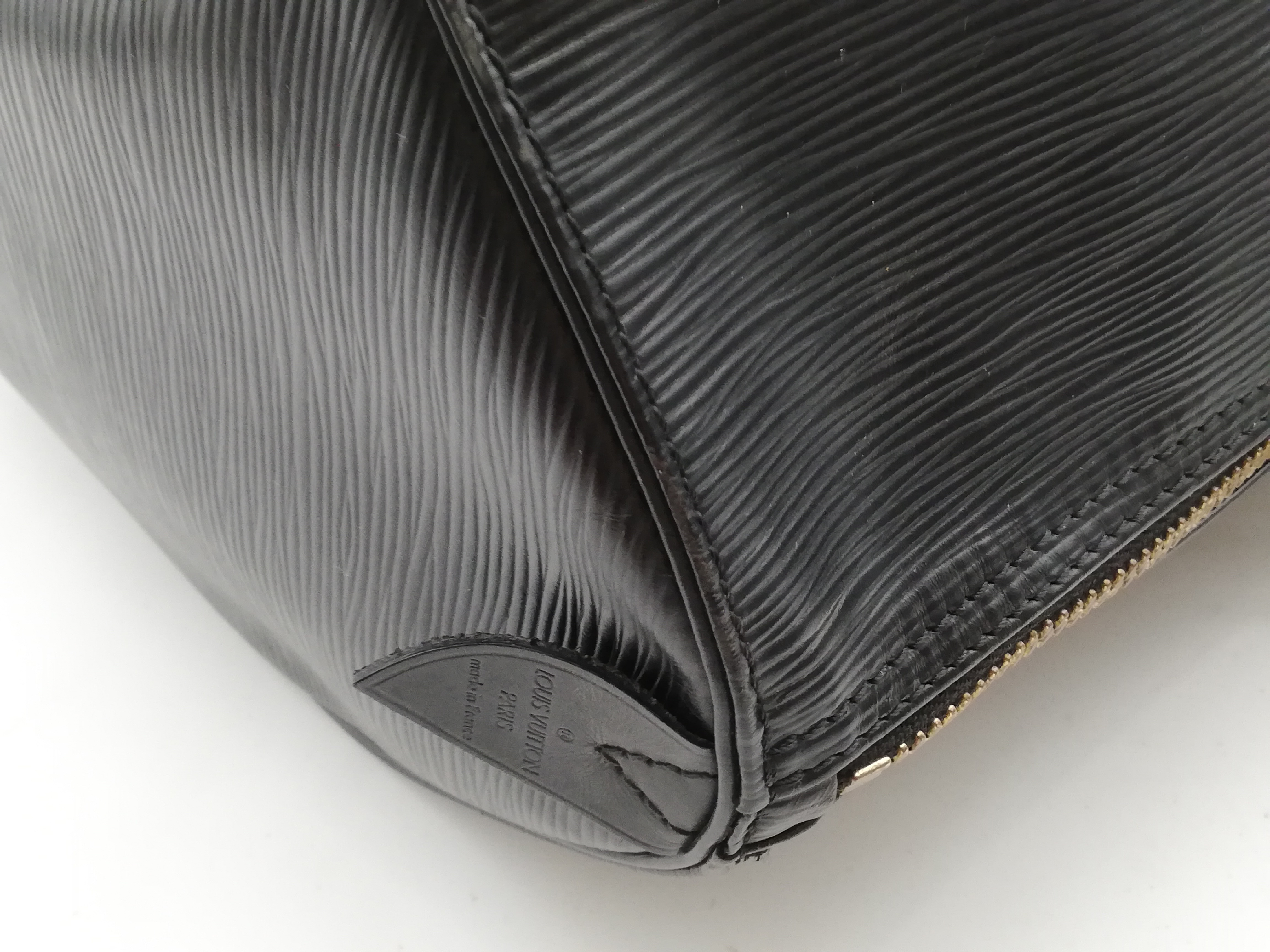 Epi Keepall 50 M42962 Noir Boston Bag — view 11