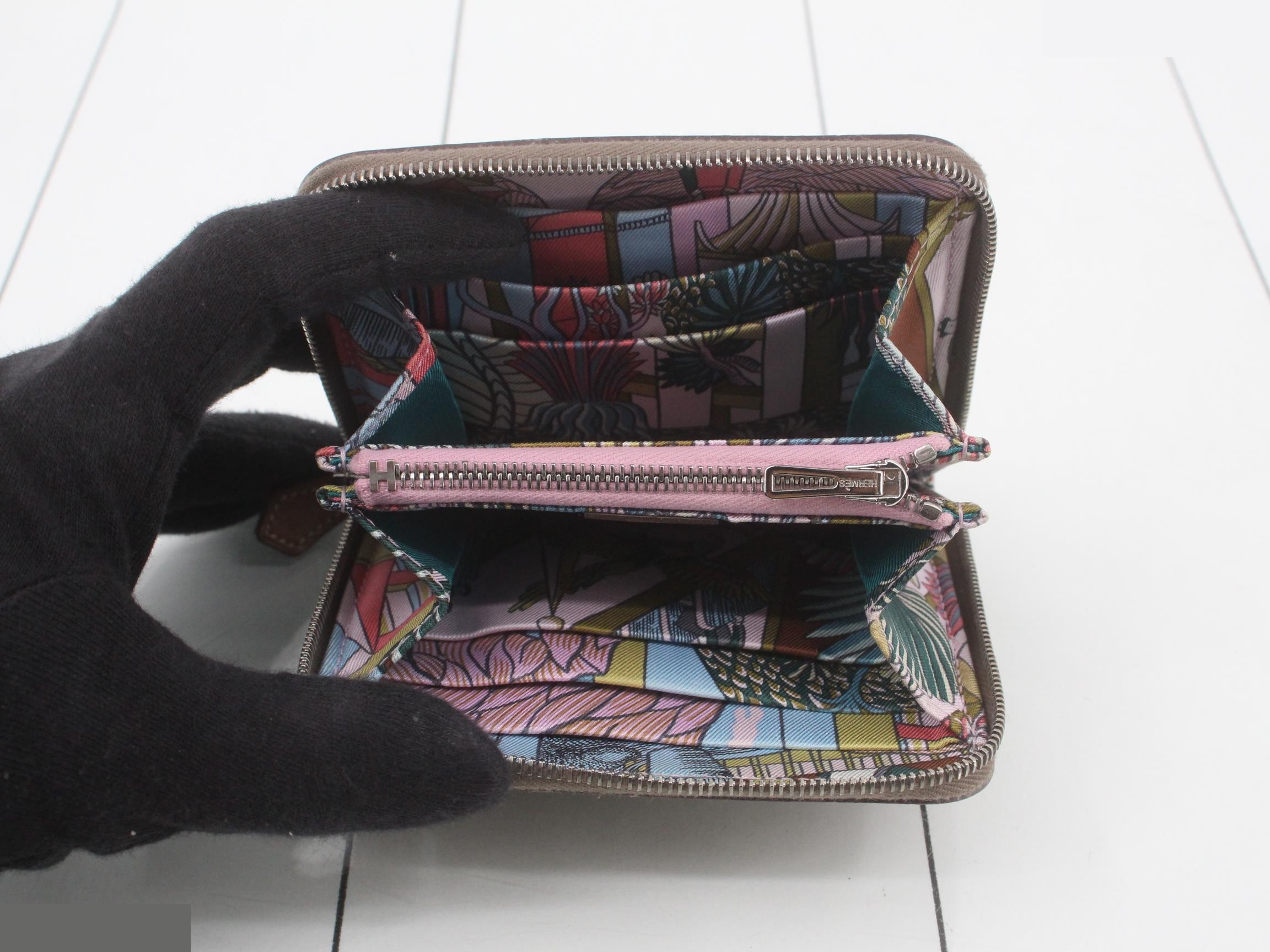 Azap Compact Silk In Veau Epsom Etoupe Mini Wallet (D Stamp) — view 4
