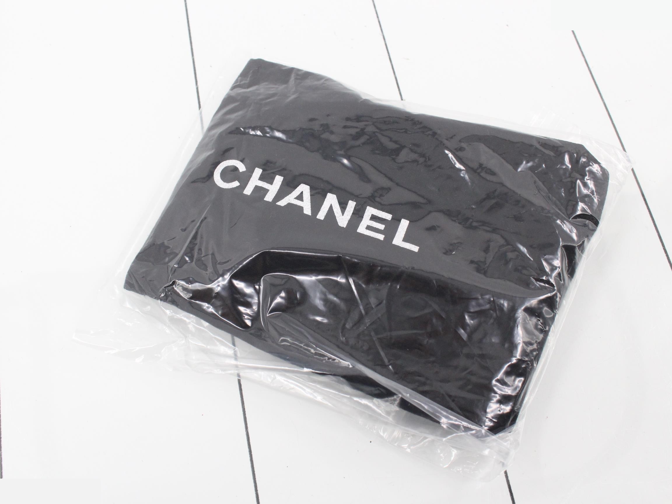 Push-lock lambskin matelassé black, 4 series. — view 7