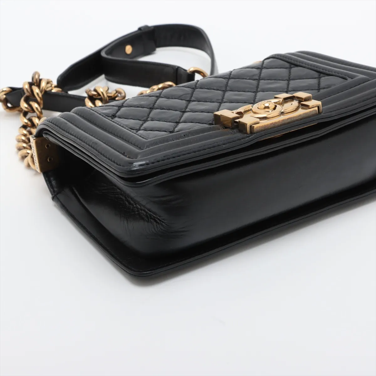 Boy Chanel 20 Small Vintage Calf Chain Shoulder Bag Black Gold Hardware 17740974 17th Series A67085 — view 4