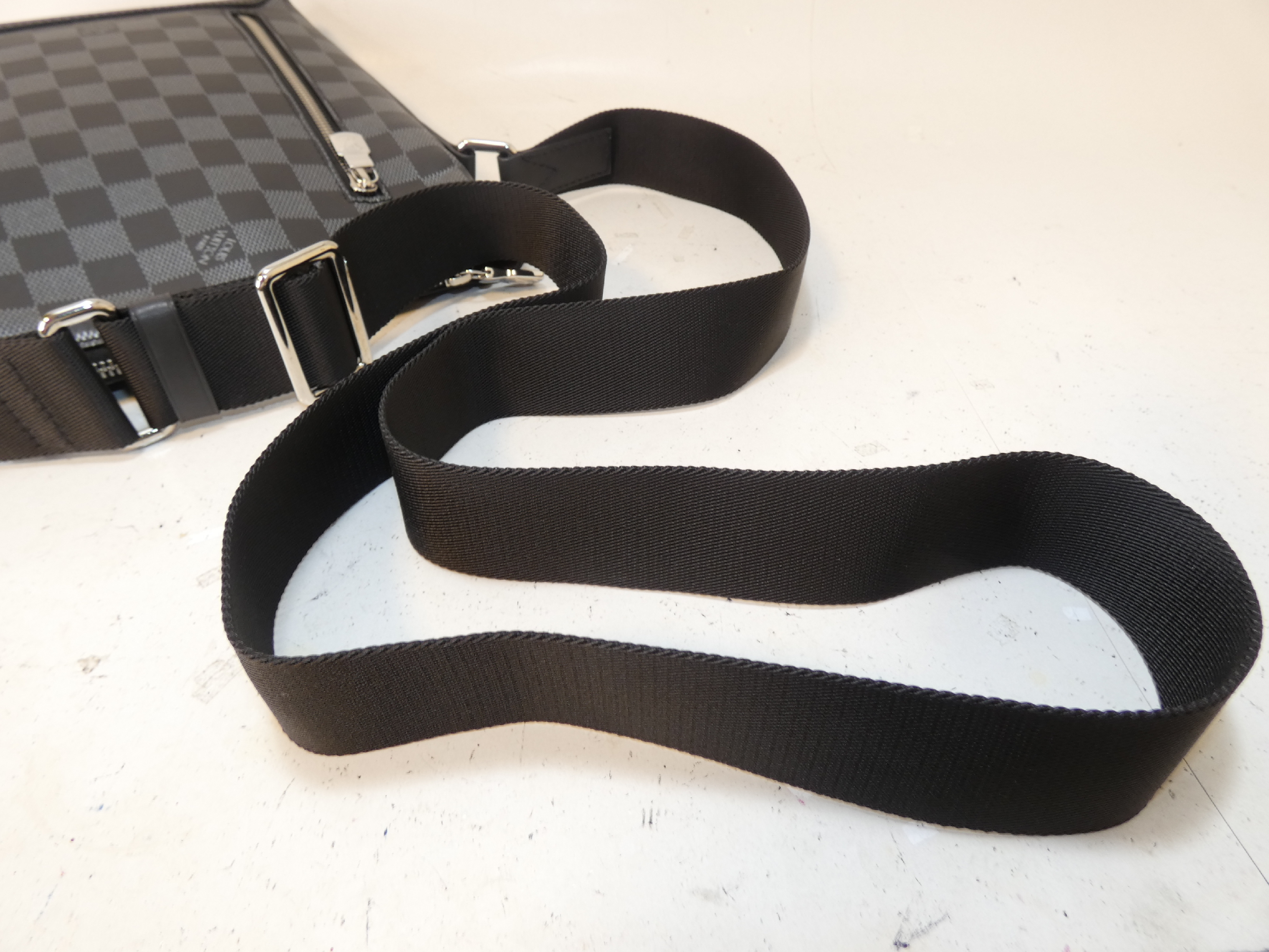 Discovery Messenger PM Damier Infini Shoulder Bag — view 4