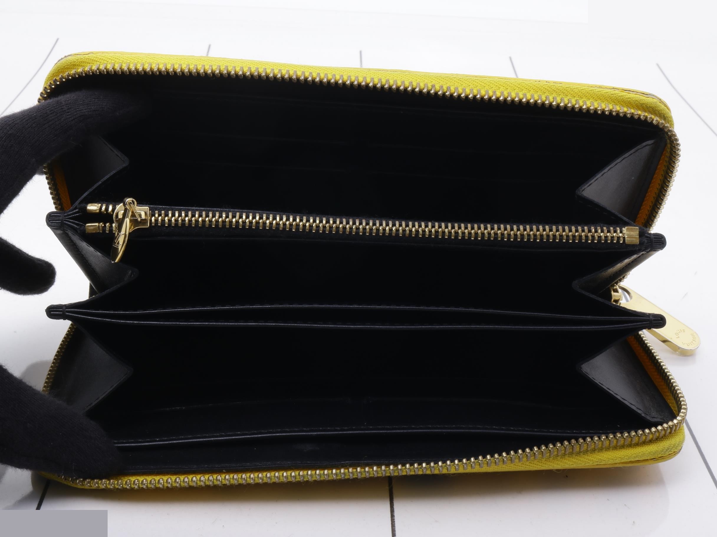 Zippy Wallet — view 4