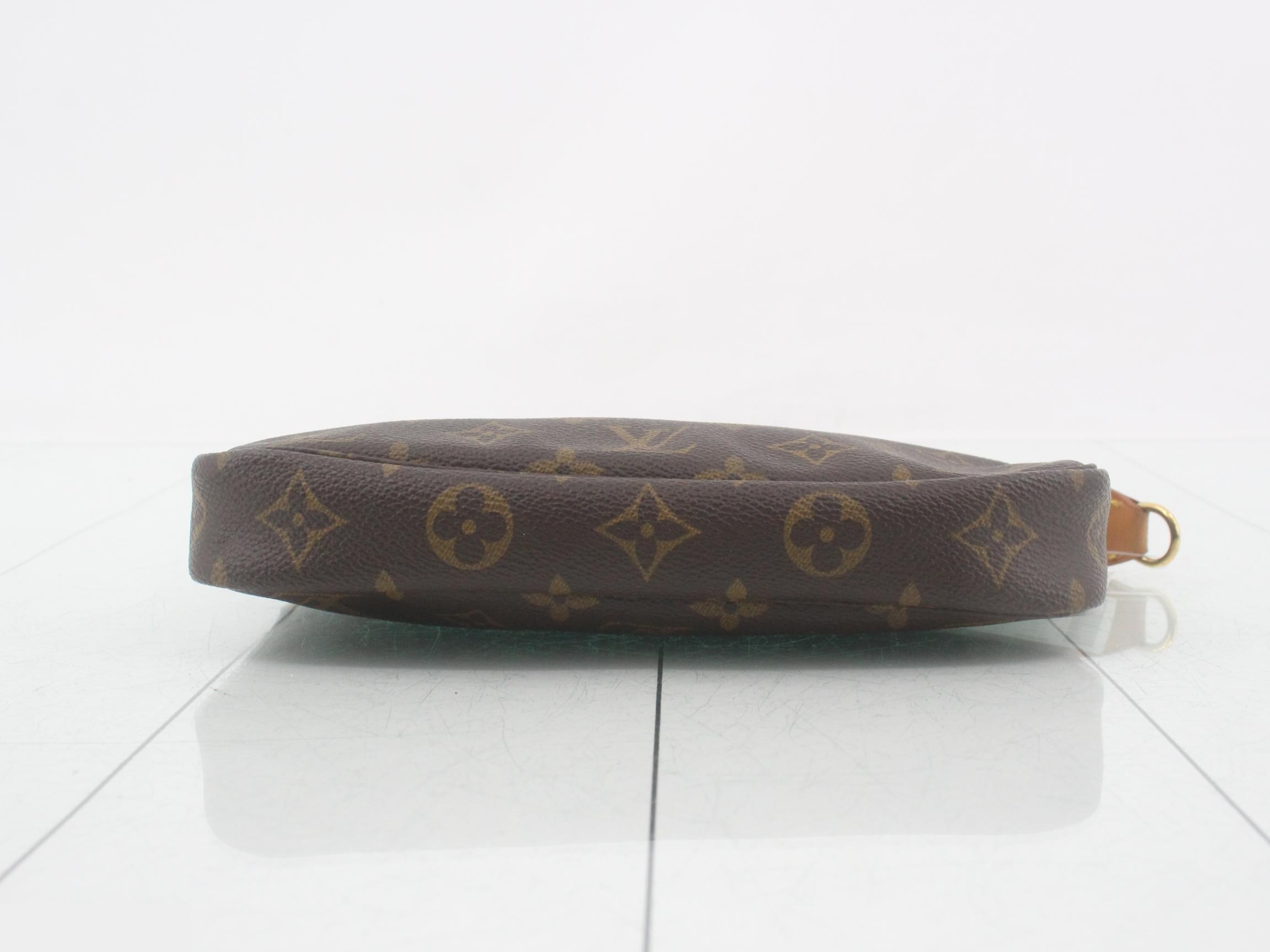 LV Monogram Pochette Accessoires M51980 — view 3