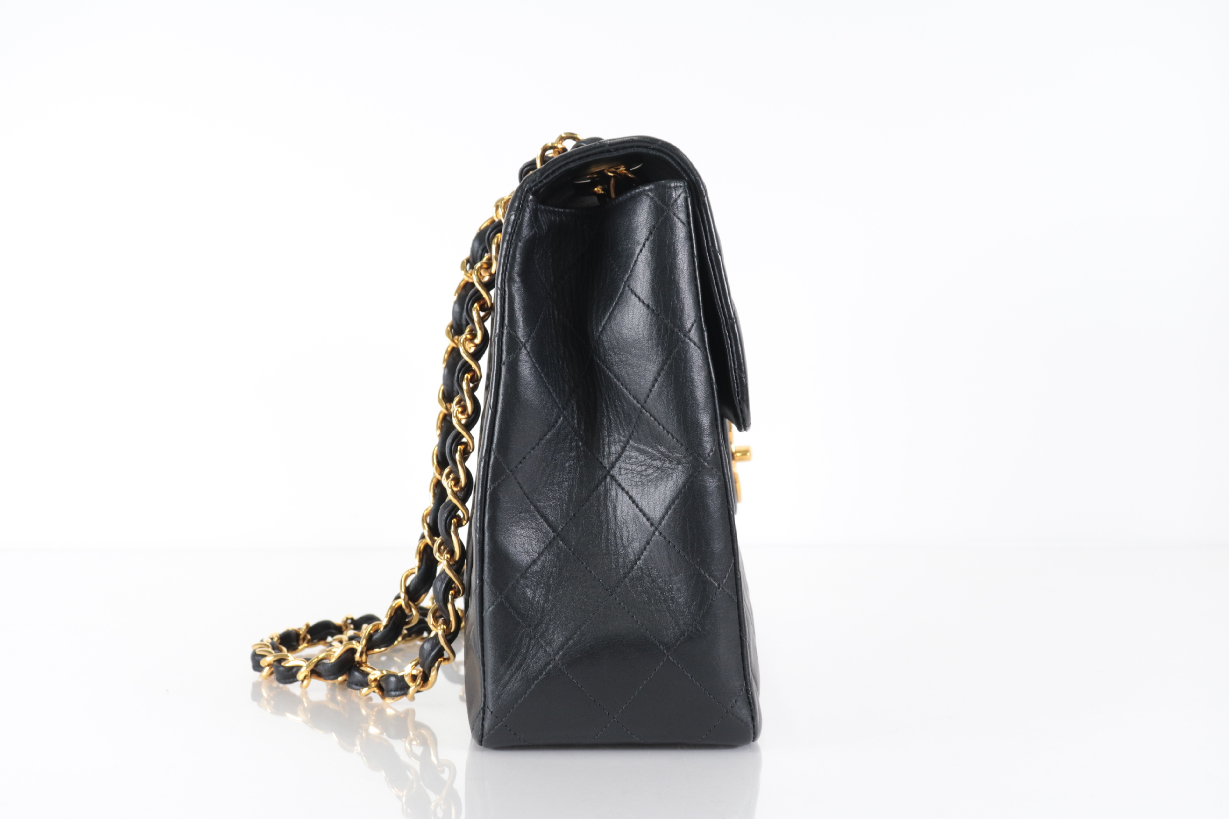 Large Mat Lamb Chain Shoulder Bag (Series 2) — view 4