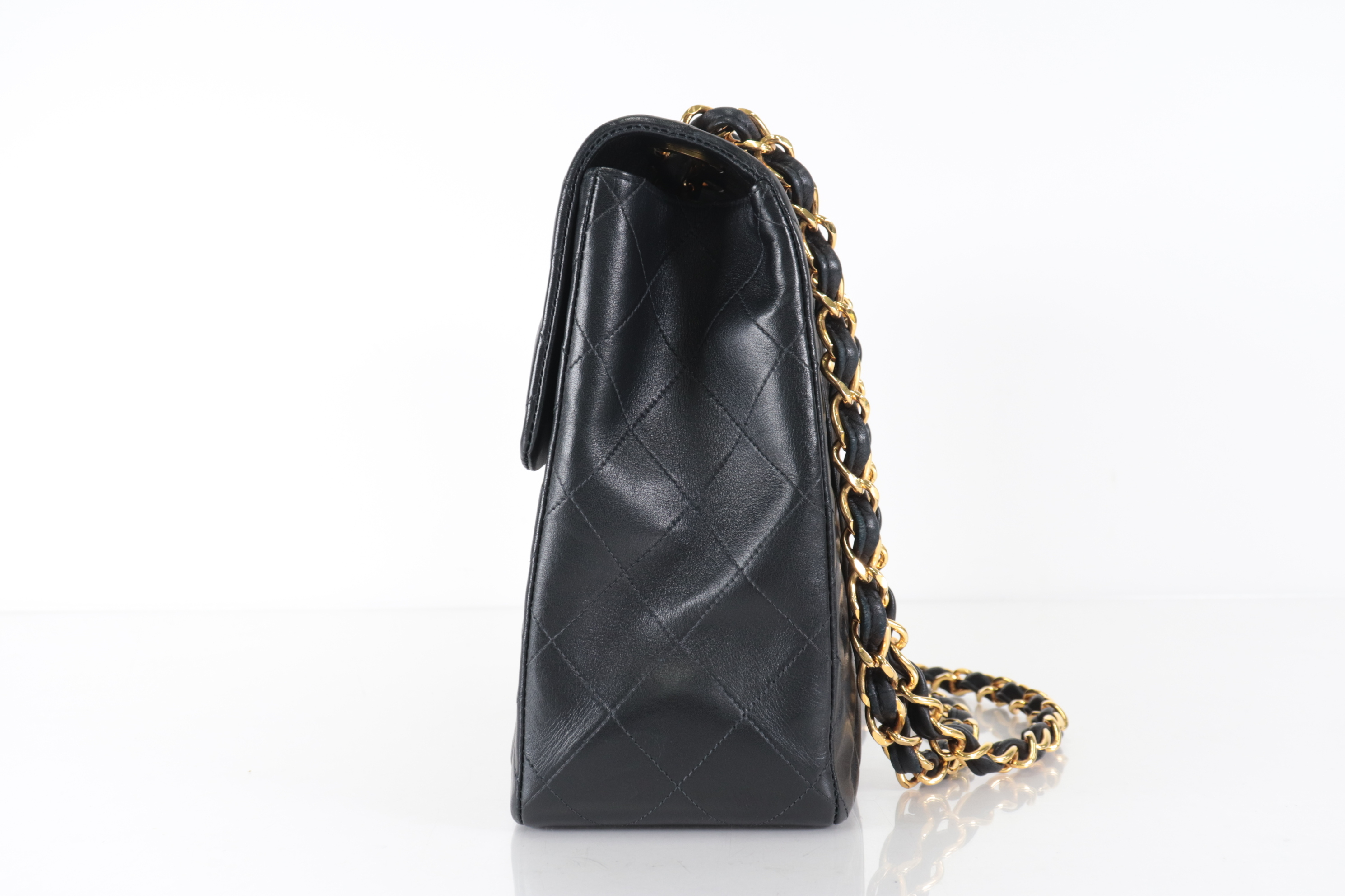 Large Mat Lamb Chain Shoulder Bag (Series 2) — view 5