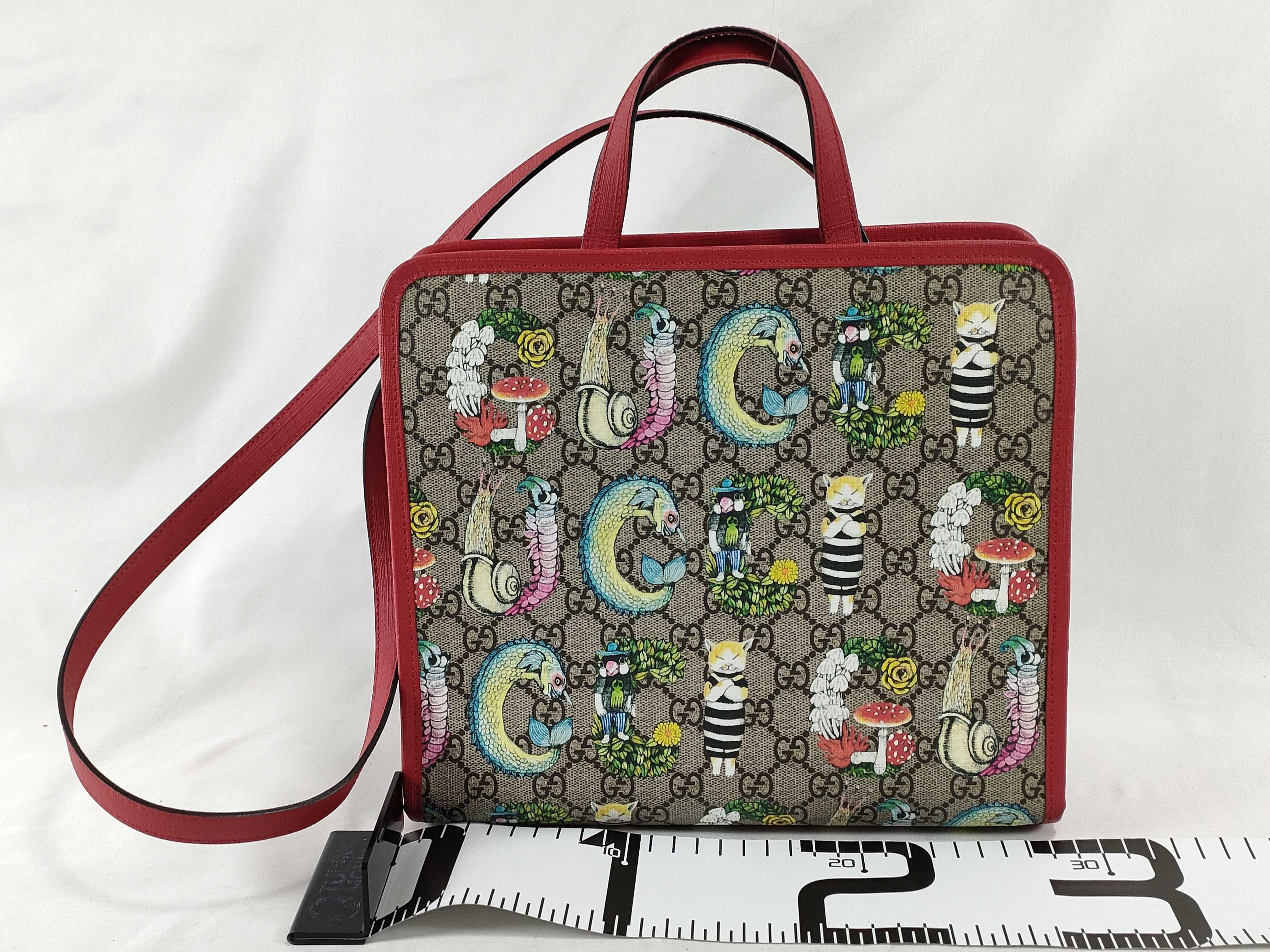 GG Gucci Higuchi Yuko Tote Bag GG Supreme 2-Way Bag Red 612992 Tote Bag — view 2