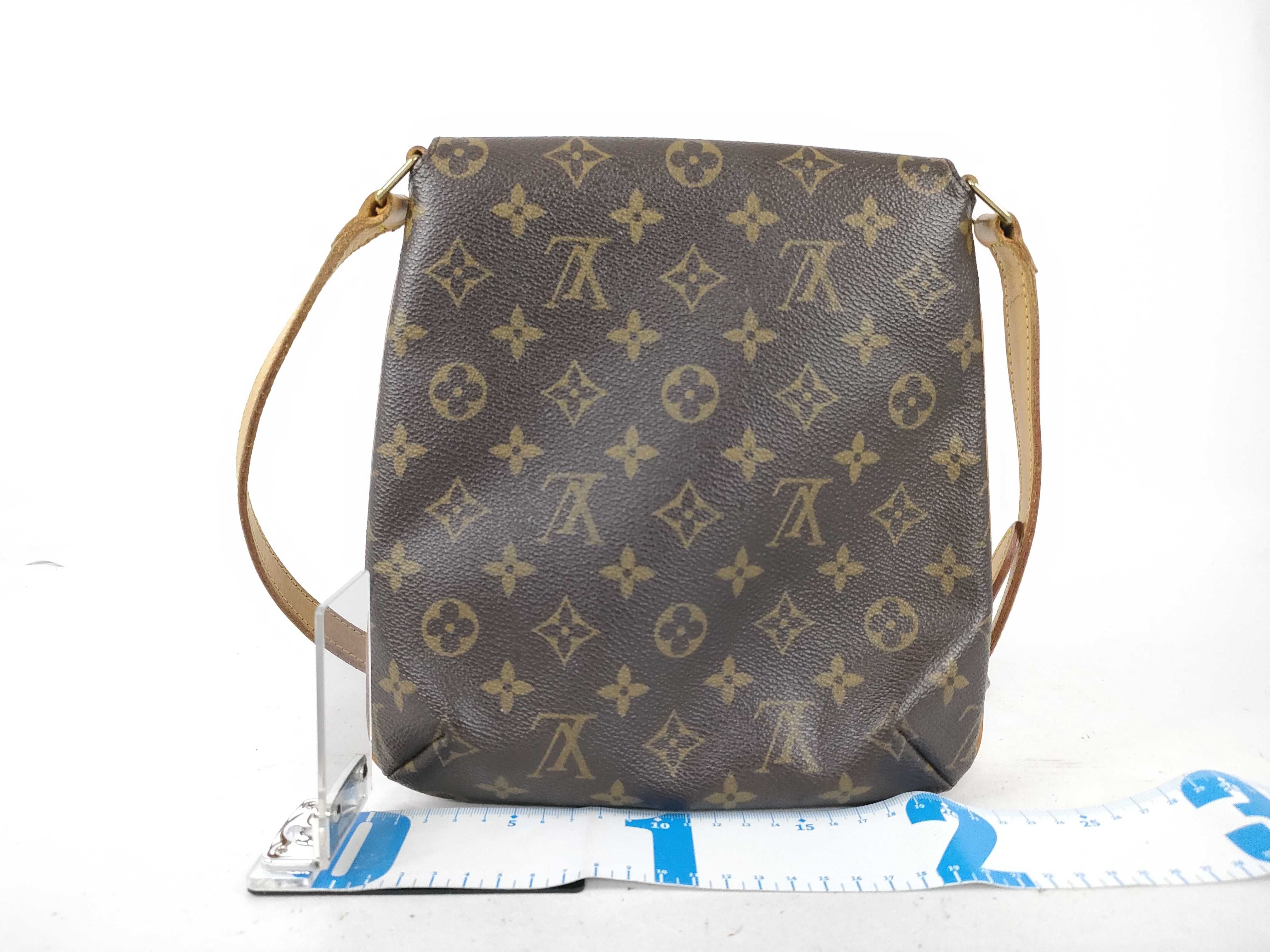 Monogram Louis Vuitton Musette Salsa Short Shoulder Bag — view 2