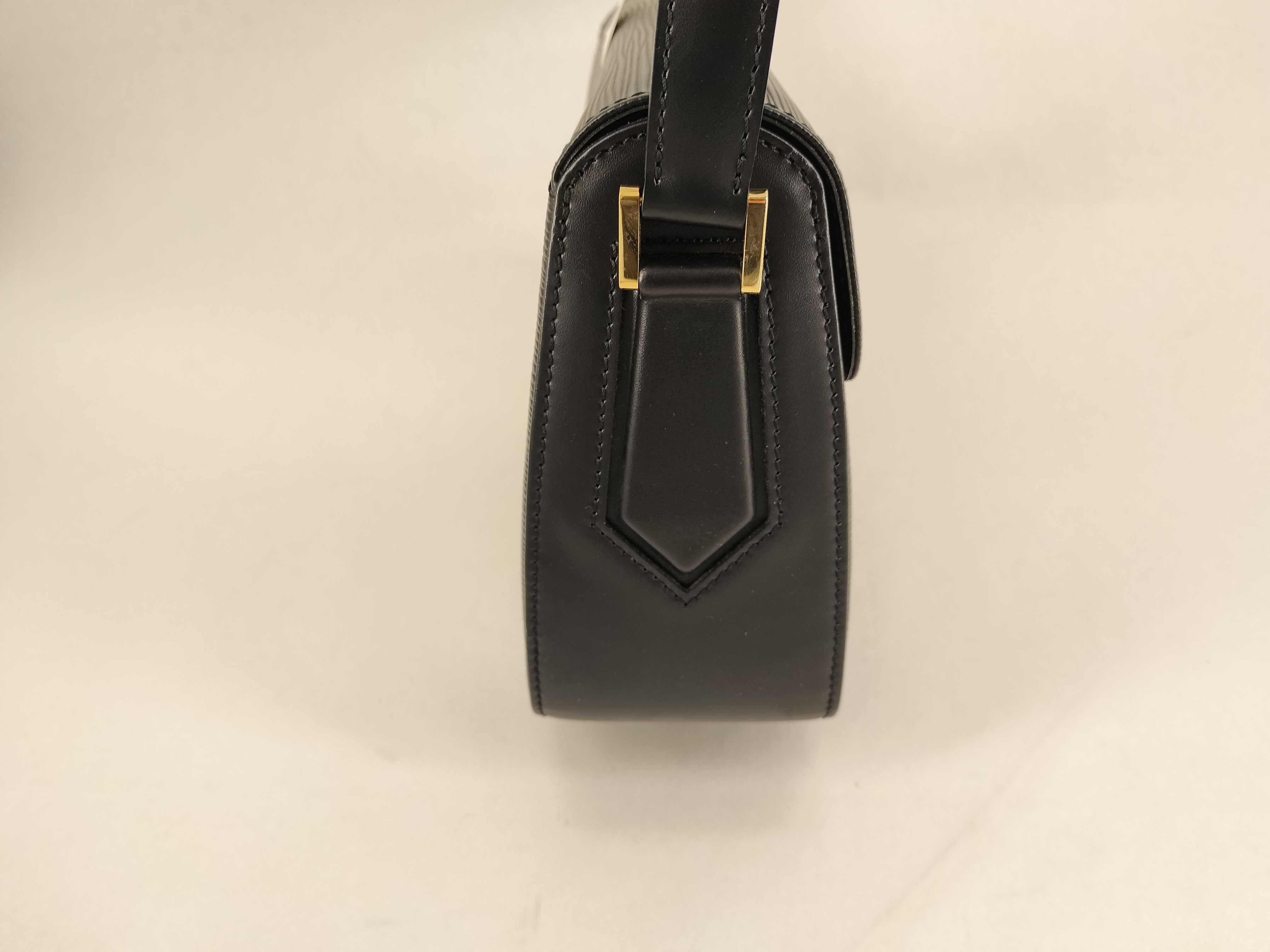 Epi M52207 Bussy Shoulder Bag (Noir) — view 8