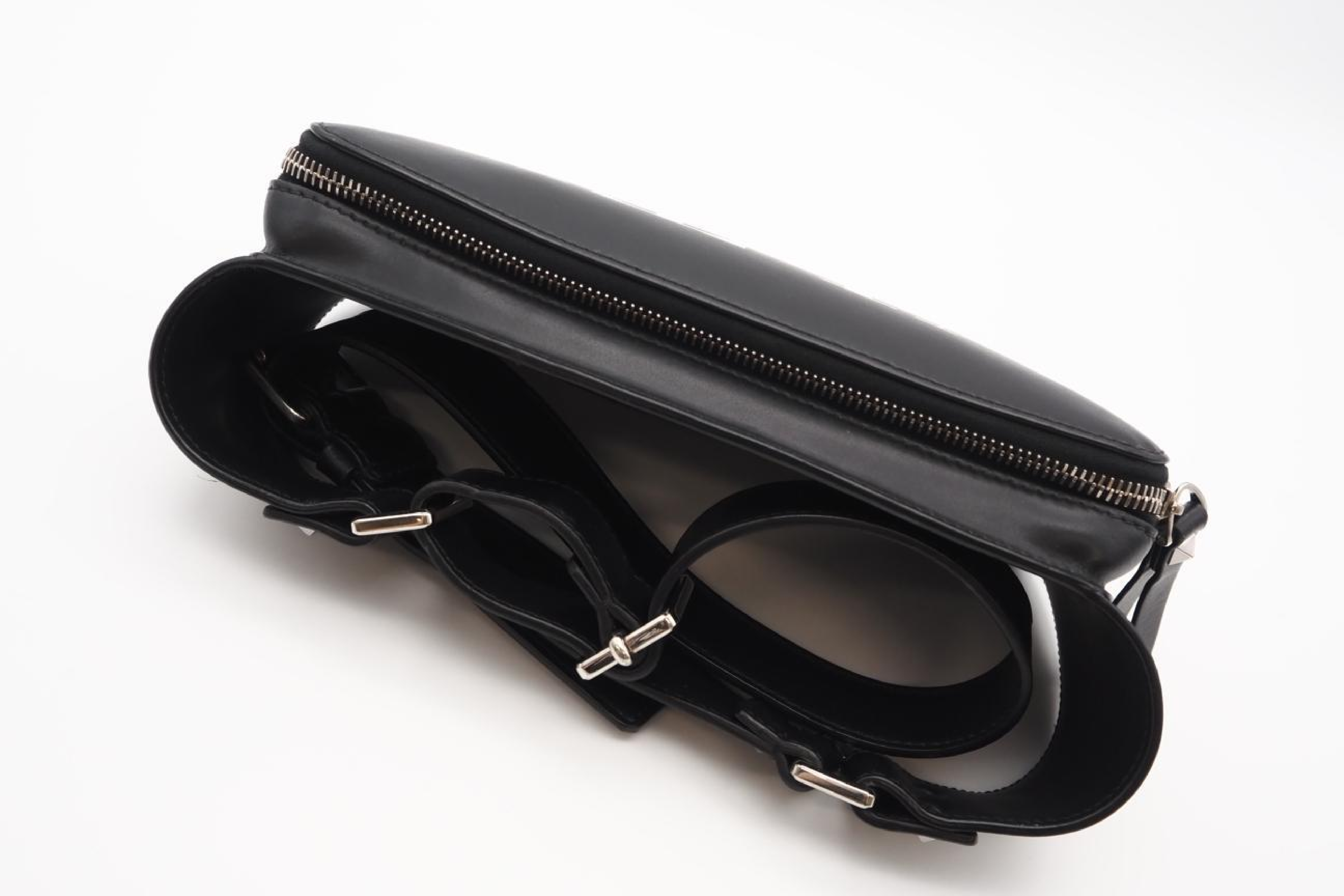 VY2B0A10WJW VLTN Logo Leather Belt Bag Black Waist Bag — view 4