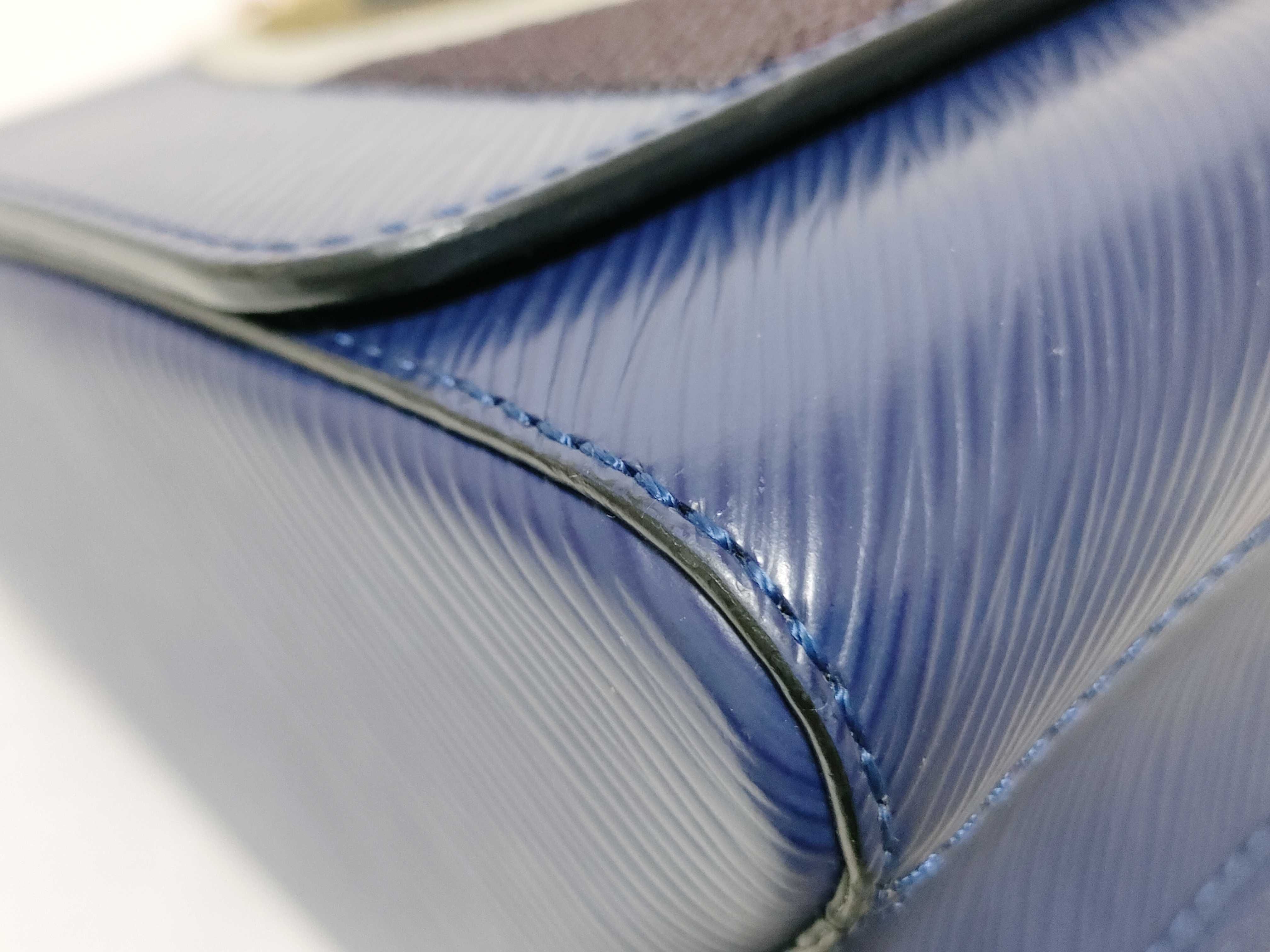 Epi Shoulder Bag — view 6