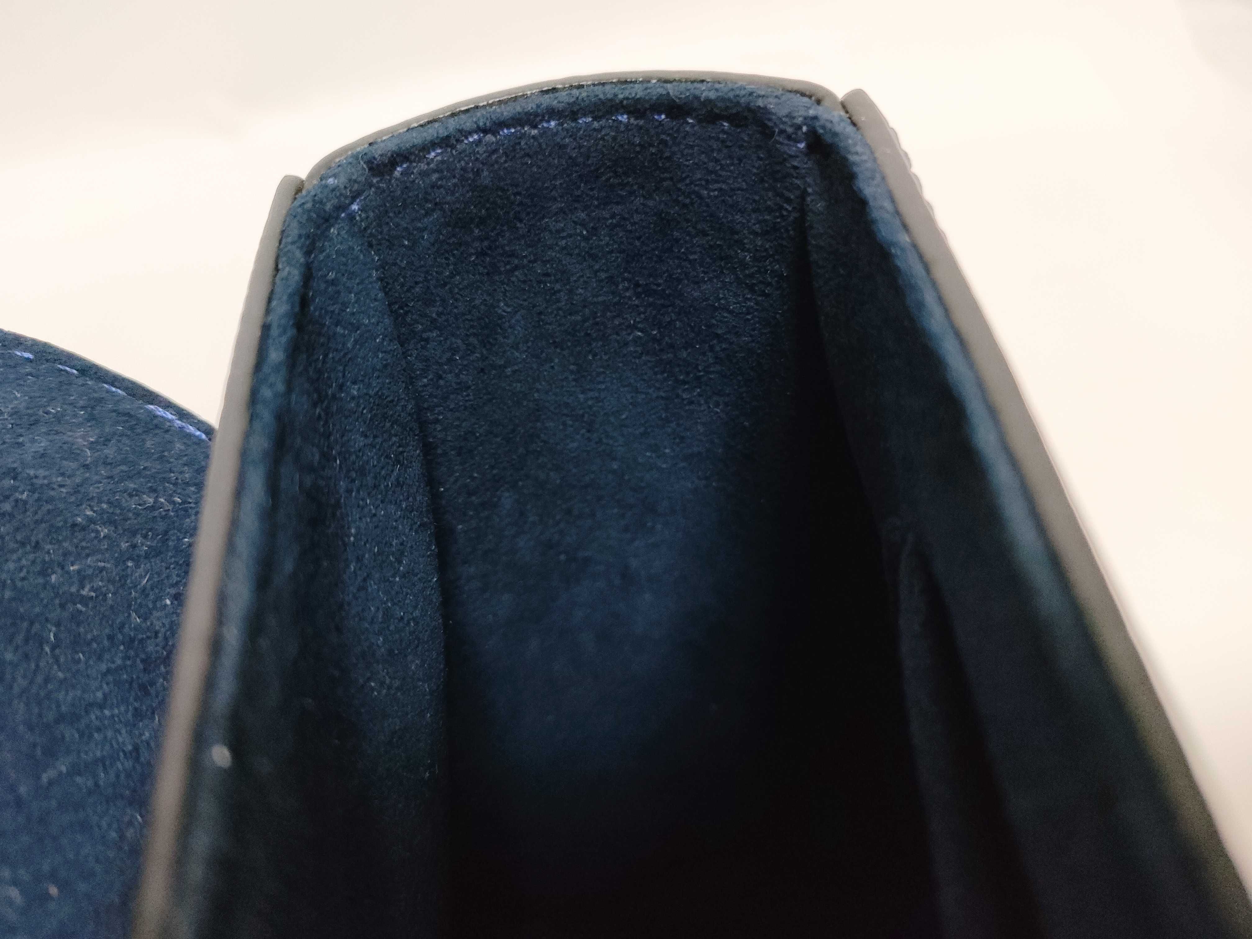 Epi Shoulder Bag — view 9