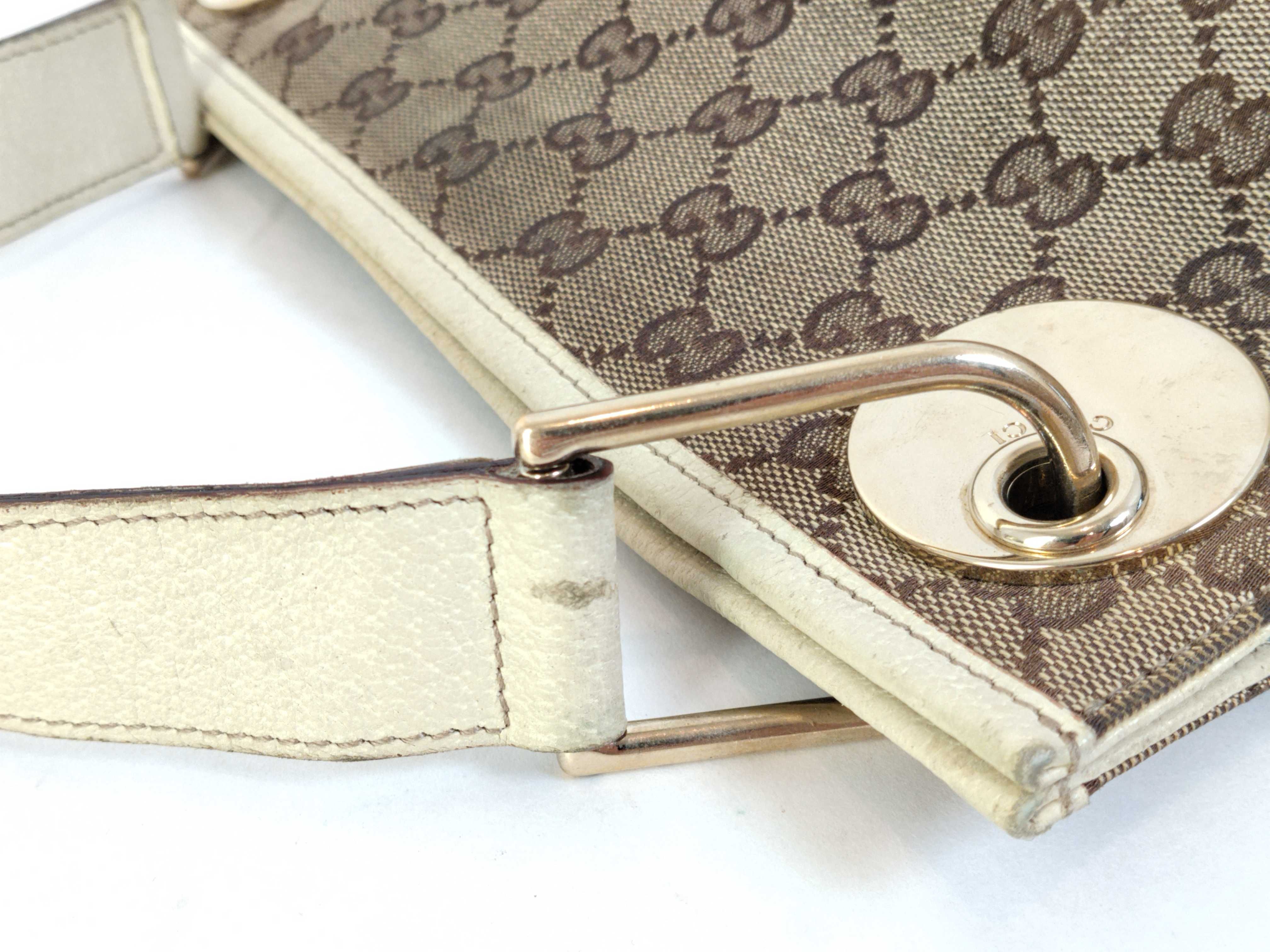 GG Canvas Shoulder Bag 120841 — view 6
