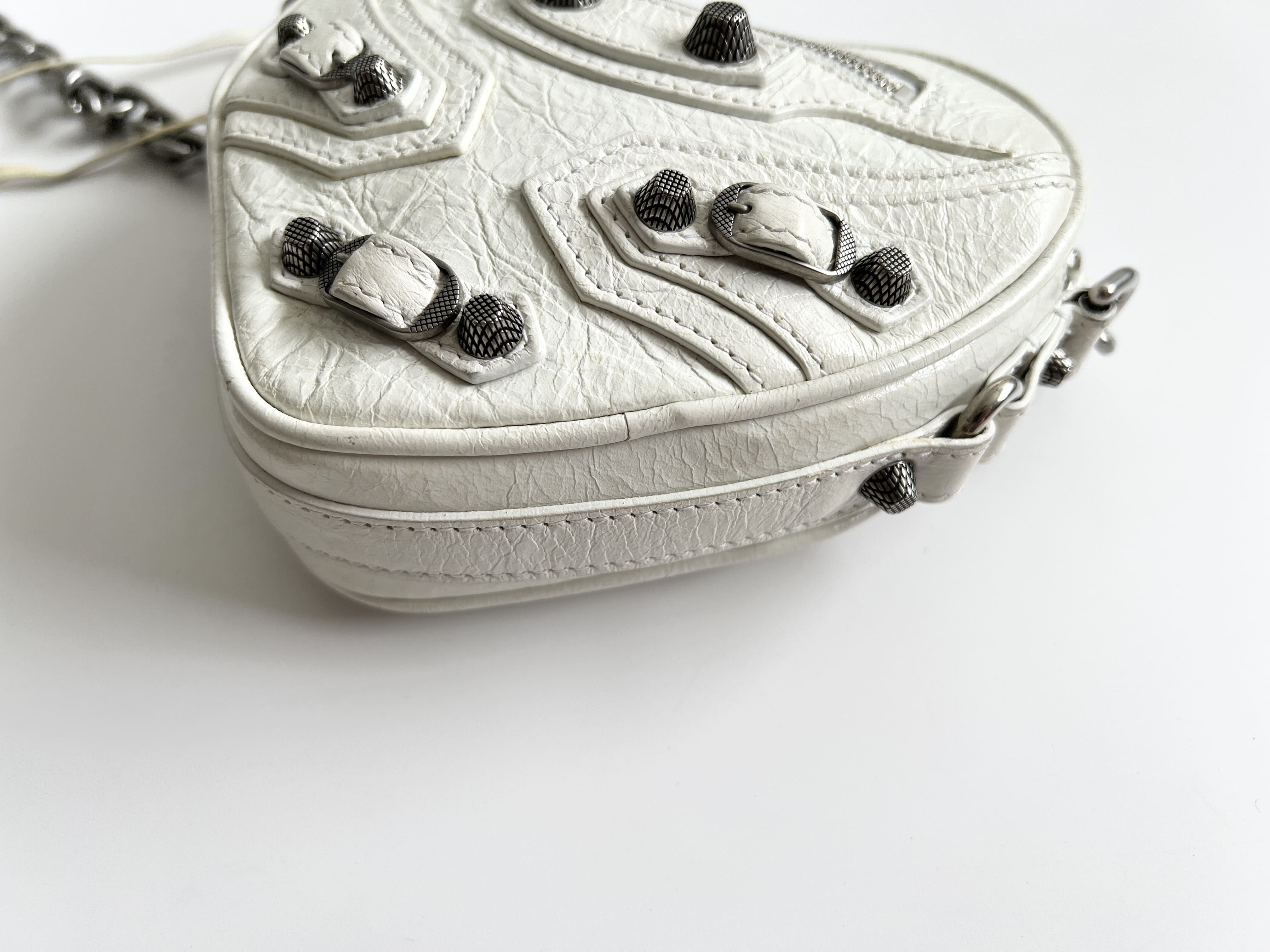 Lucagol Heart Leather Chain Shoulder Bag — view 9
