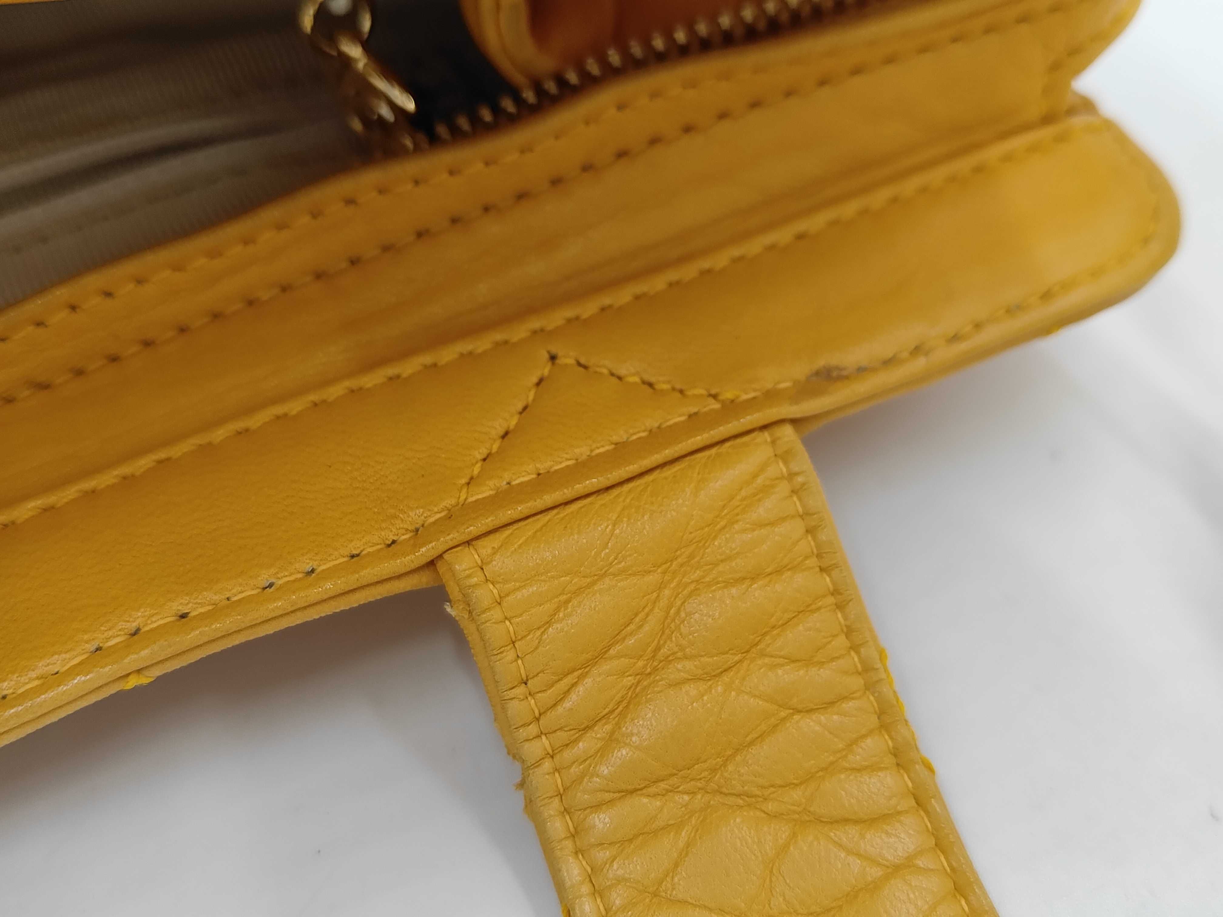 Matelassé Yellow Tote Bag — view 7