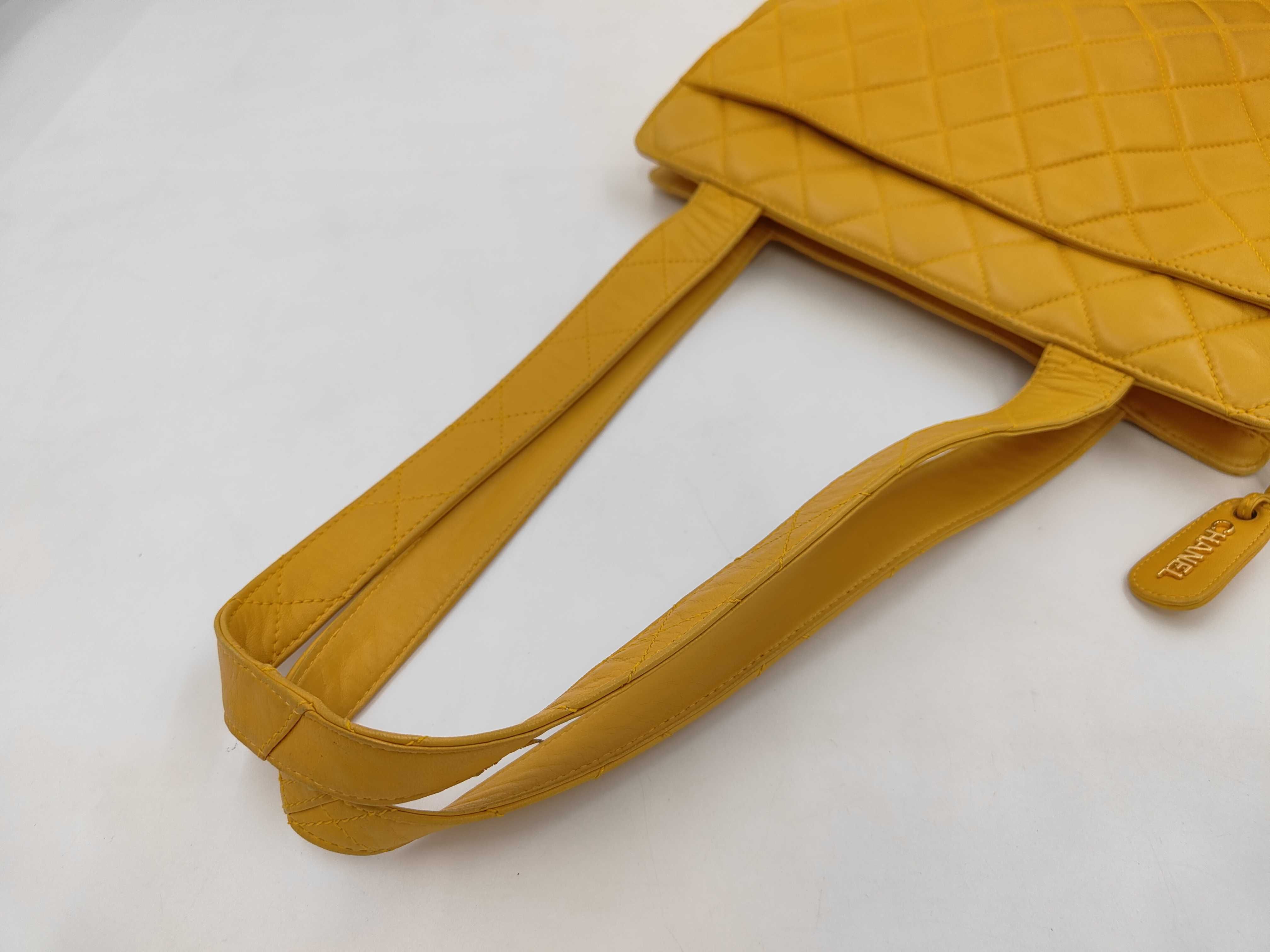 Matelassé Yellow Tote Bag — view 9