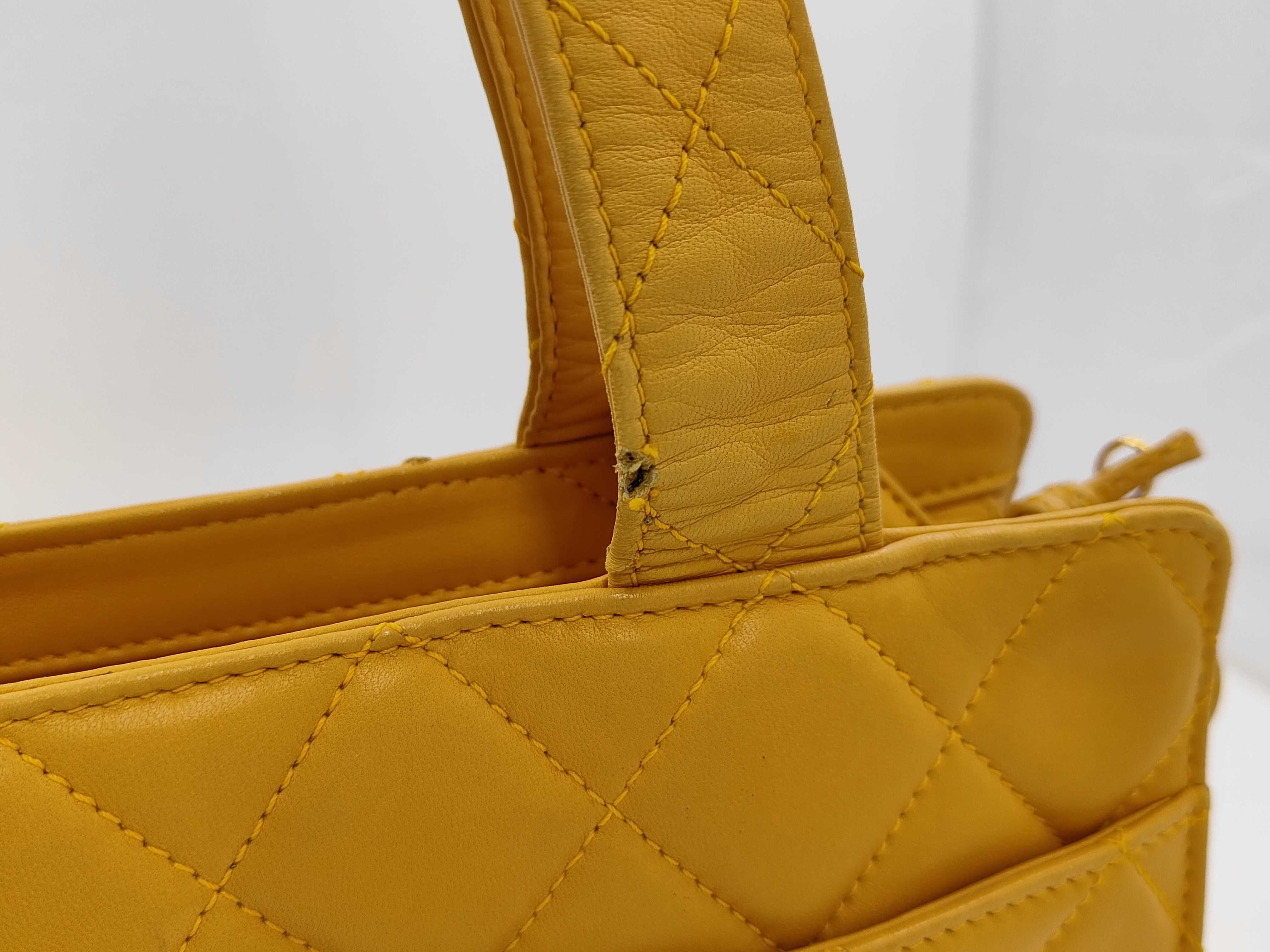 Matelassé Yellow Tote Bag — view 10