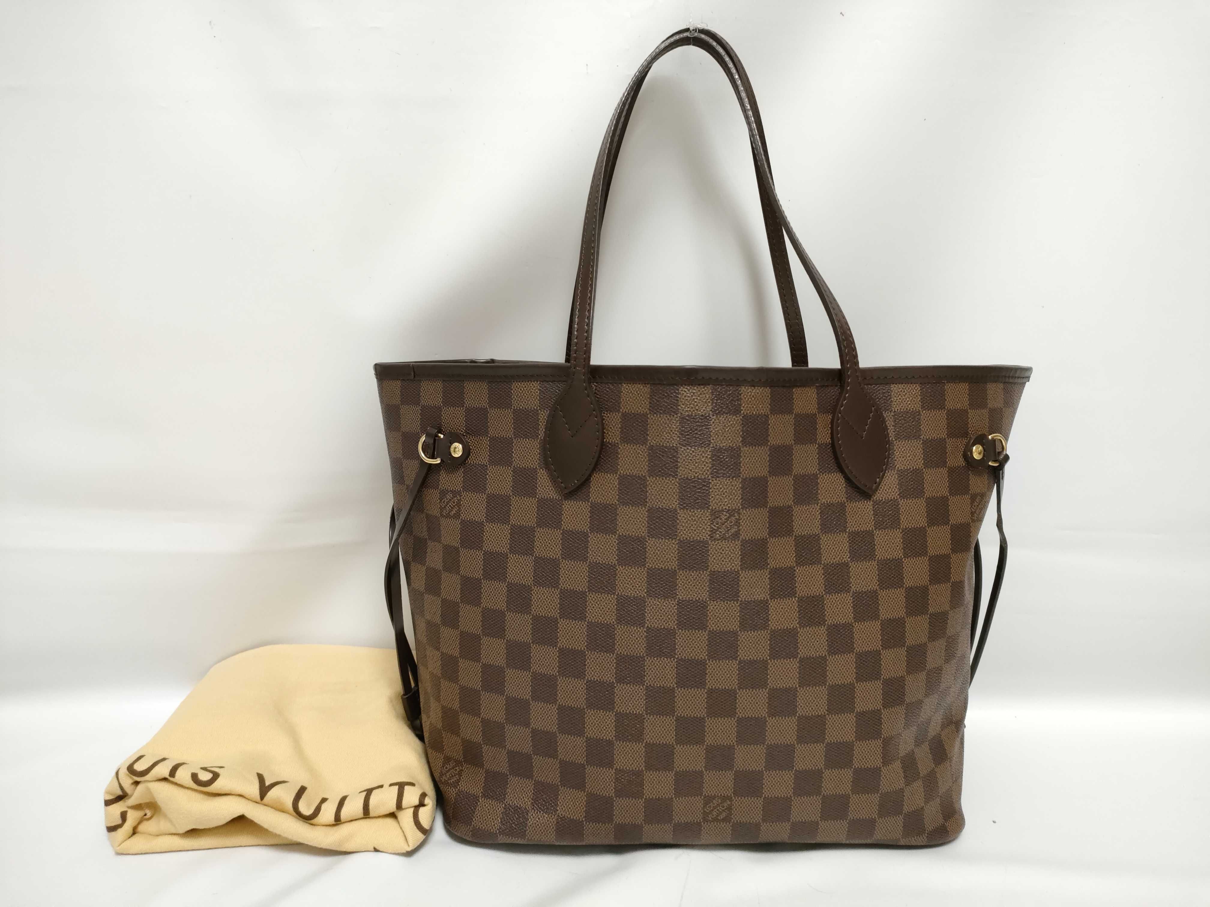 Damier Neverfull MM Shoulder Tote Bag (Damier Leather)